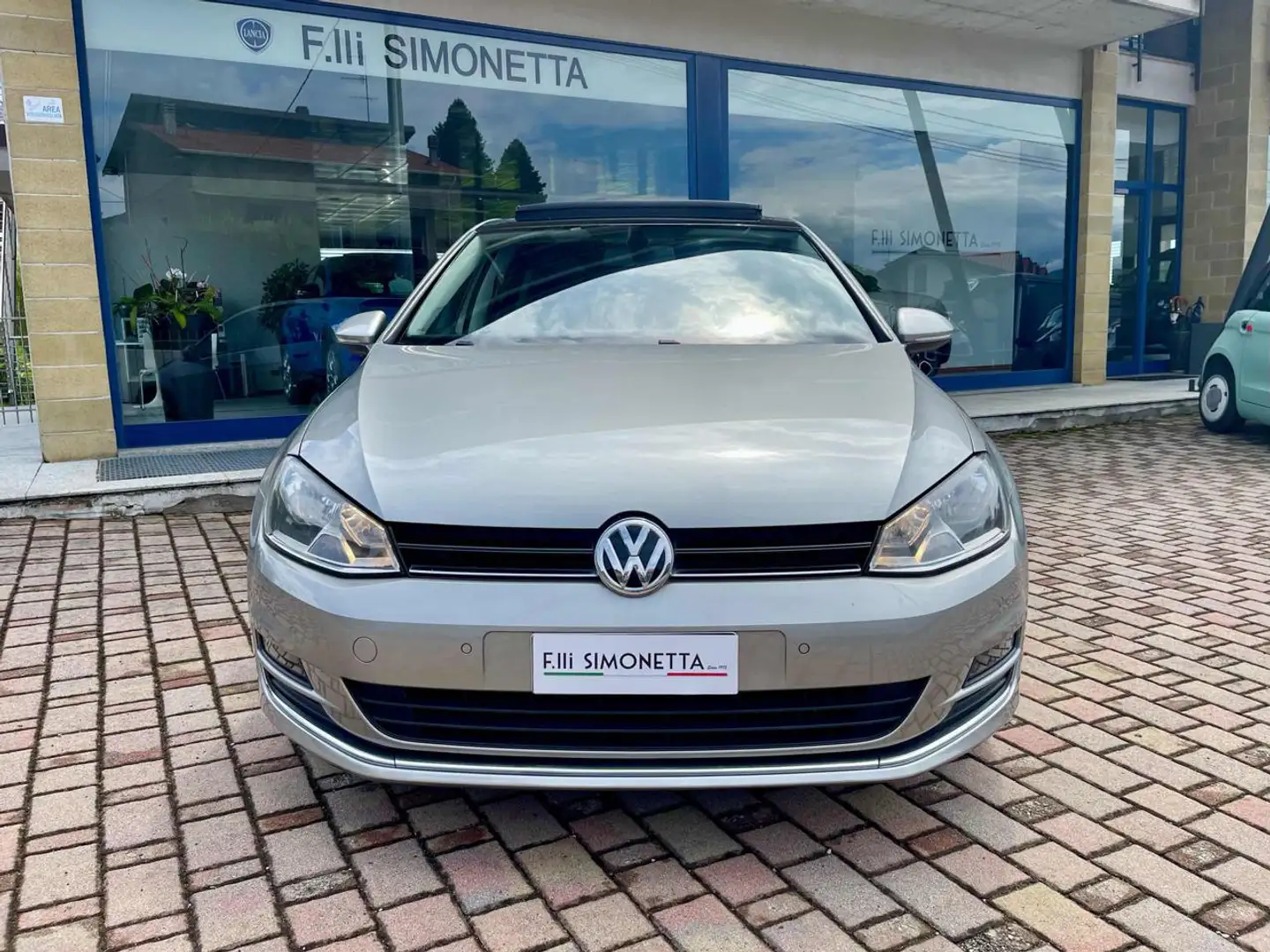 Volkswagen Golf 1.6 TDI 110 CV 5p. Highline BlueMotion Technology Argento - 2