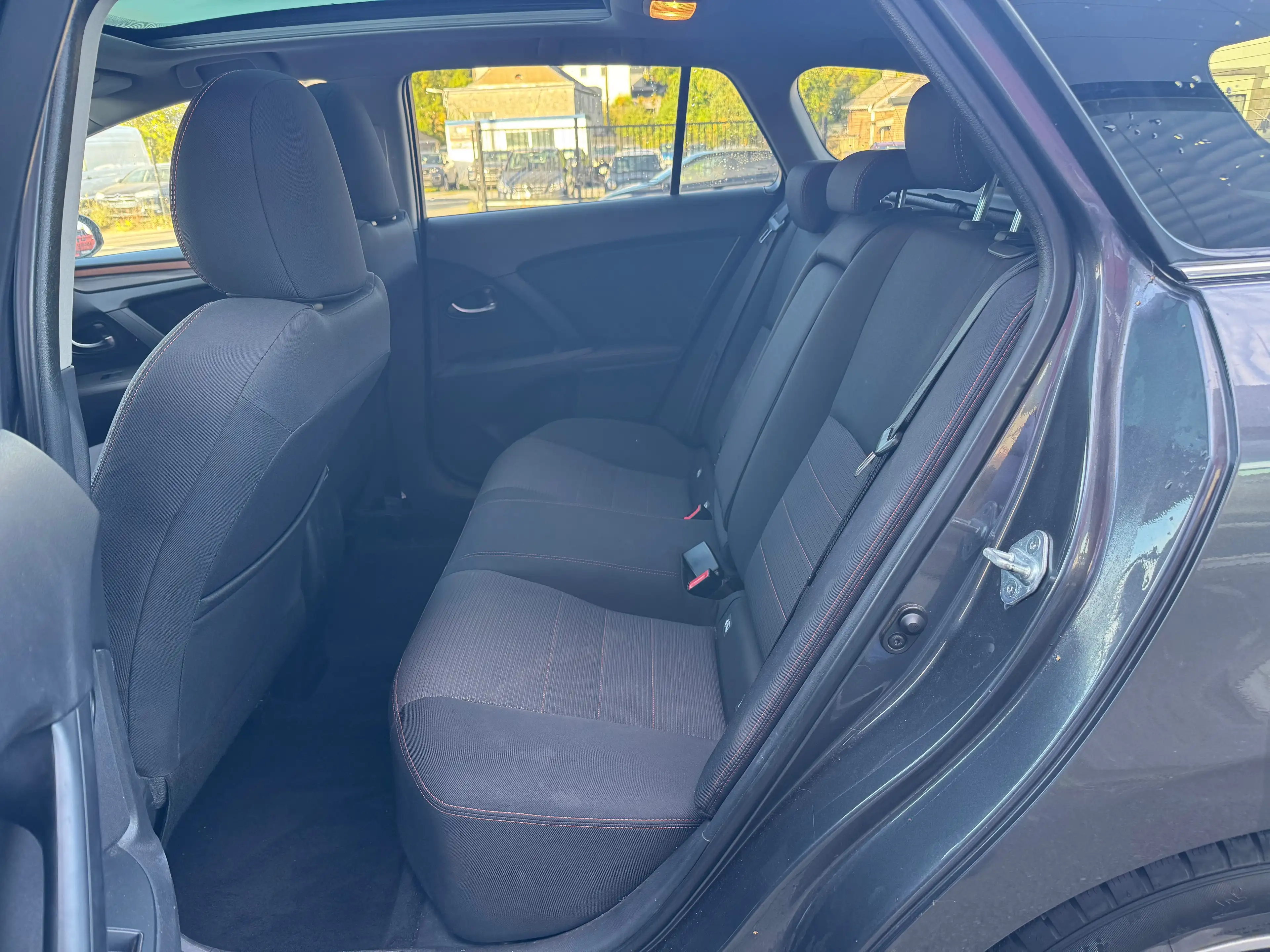 Toyota Avensis Avensis SW 1.6 D-4D**TOIT PANO**CAMERA**GPS**FULL LED!! — photo 8