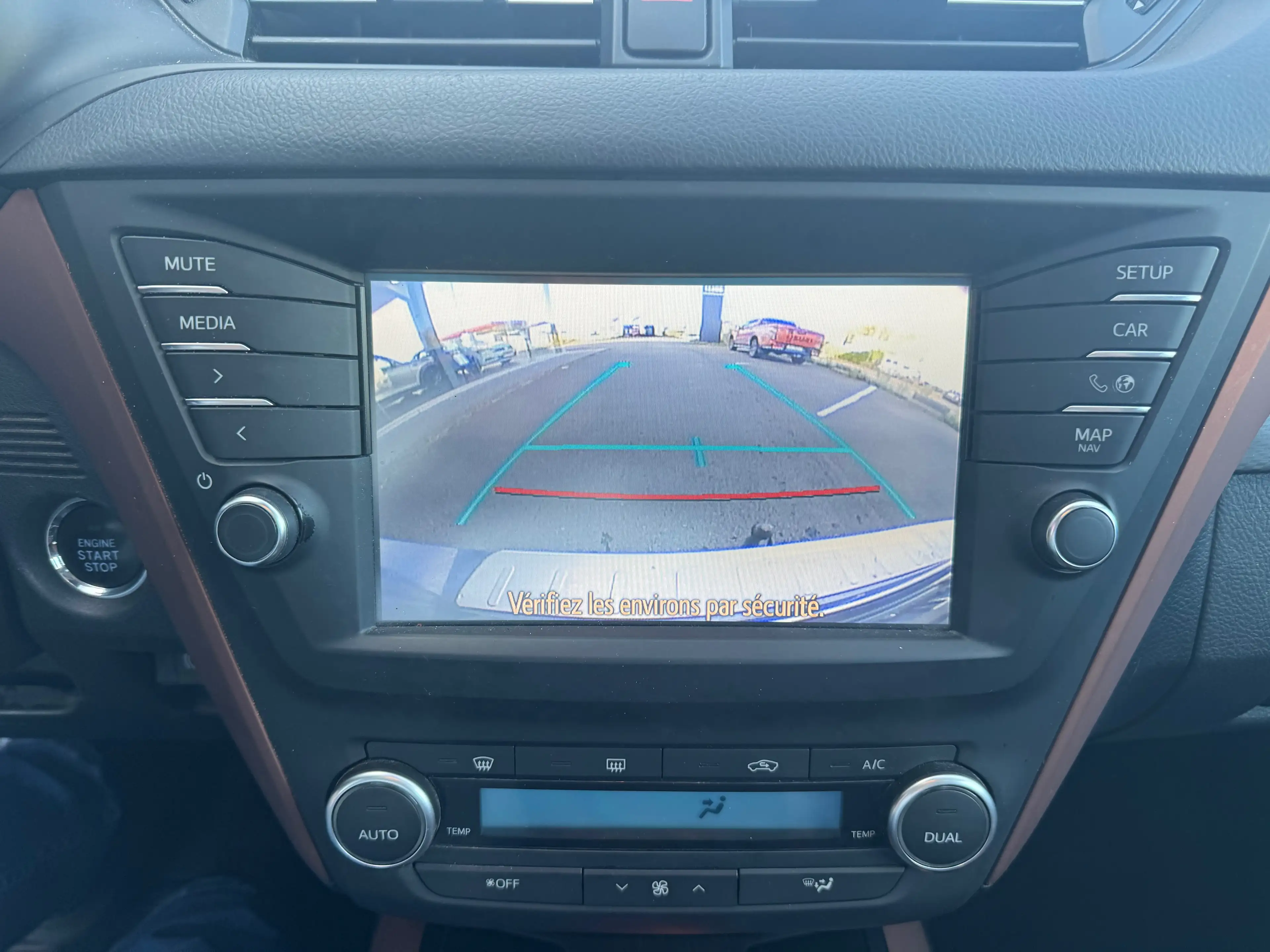 Toyota Avensis Avensis SW 1.6 D-4D**TOIT PANO**CAMERA**GPS**FULL LED!! — photo 13
