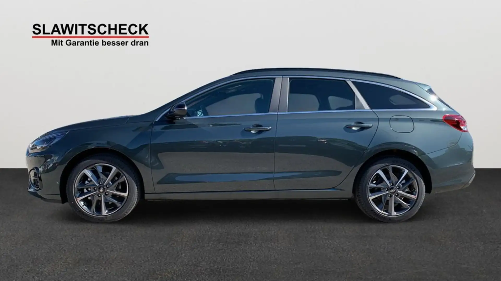 Hyundai i30 Kombi - PD GO Plus 1.0 TGDI DCT c5ku3-PP1-OO2/ Grün - 2