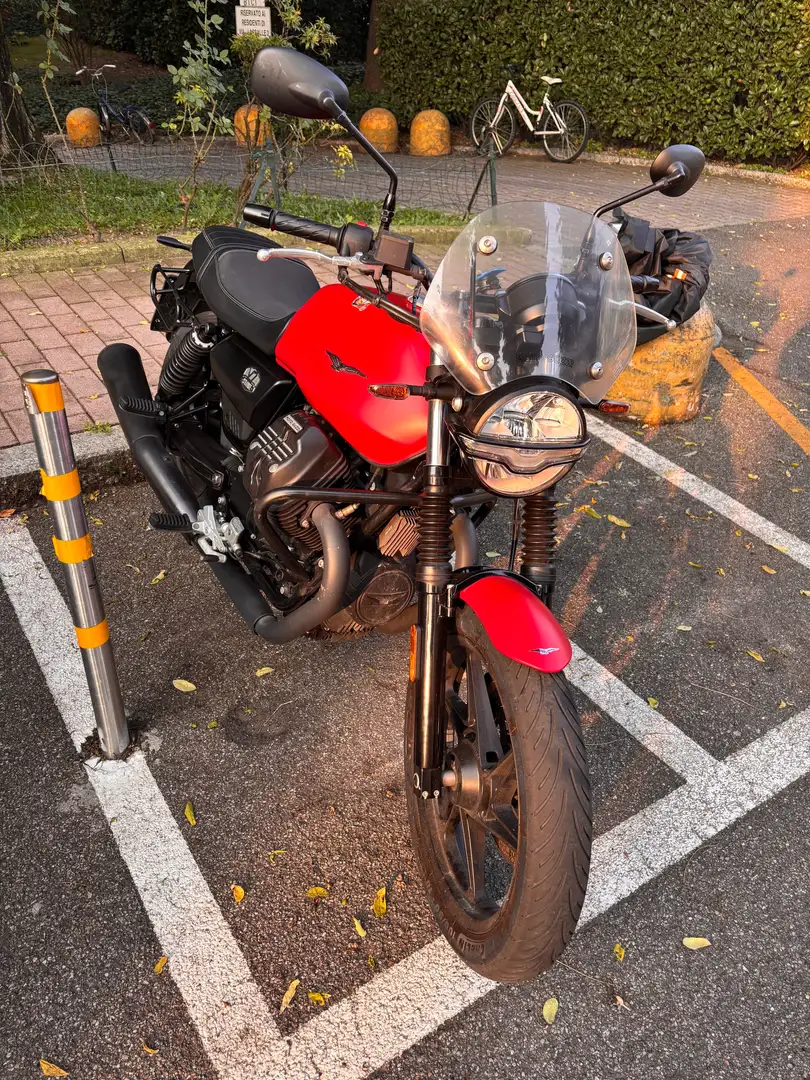 Moto Guzzi V 7 Stone 2023 Červená - 2