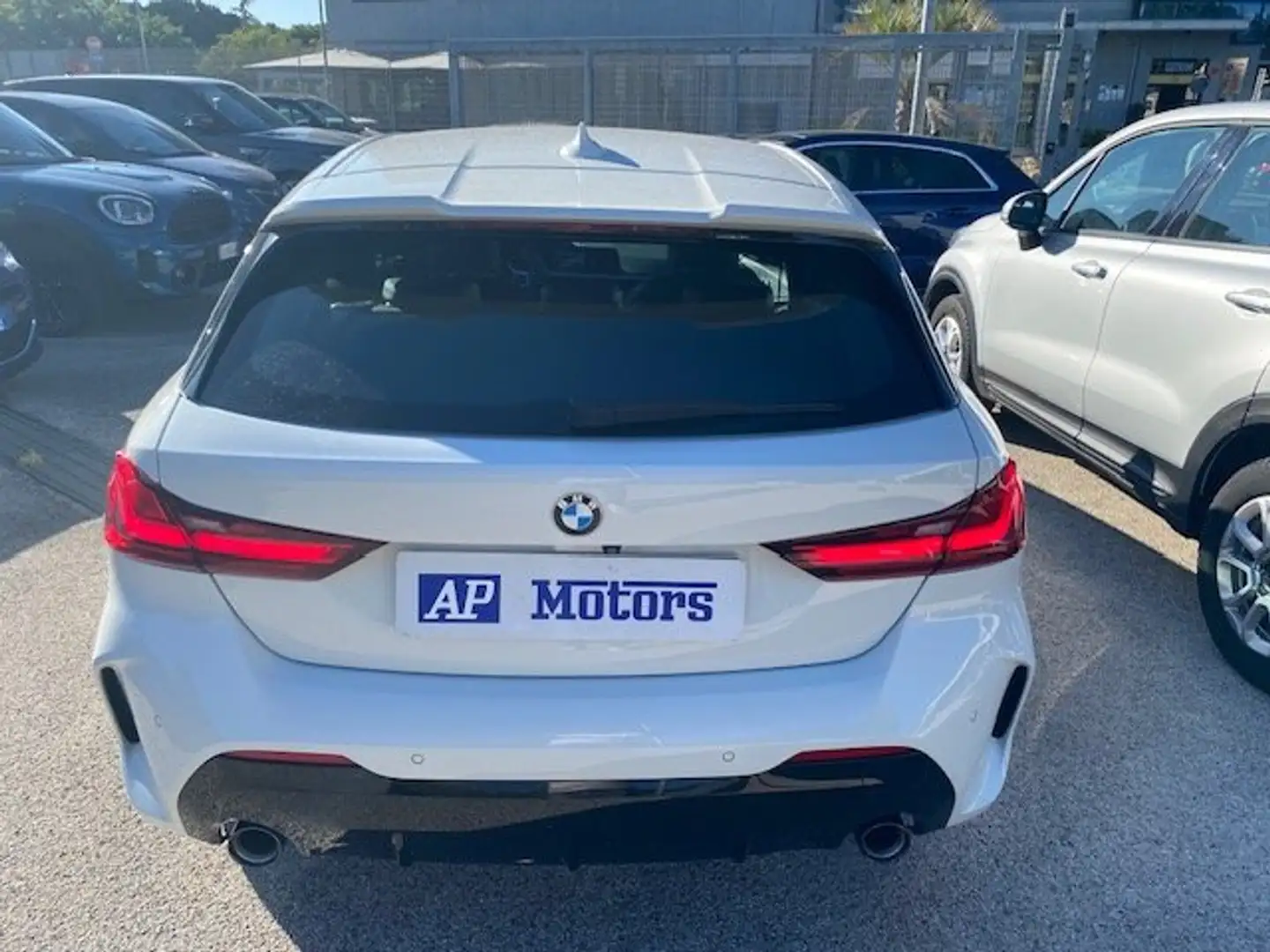 BMW 118 118d Auto. Msport 5p fullLED 2021 Bianco - 2