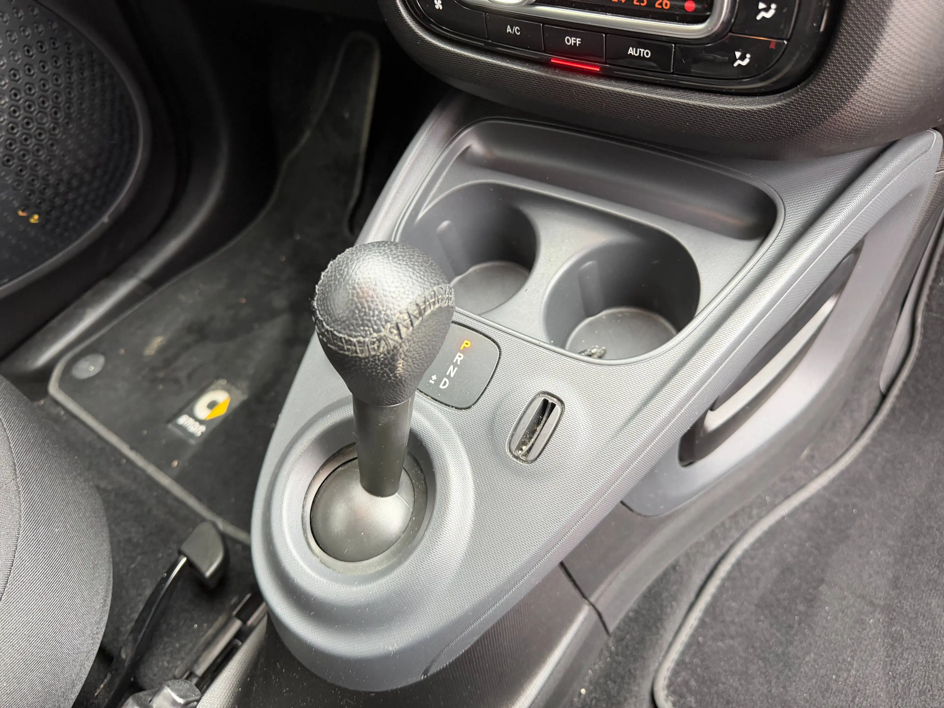 smart forFour 1.0i *** 18 581 KM *** BOITE AUTO+AIRCO+JANTES+EURO 6B — photo 11