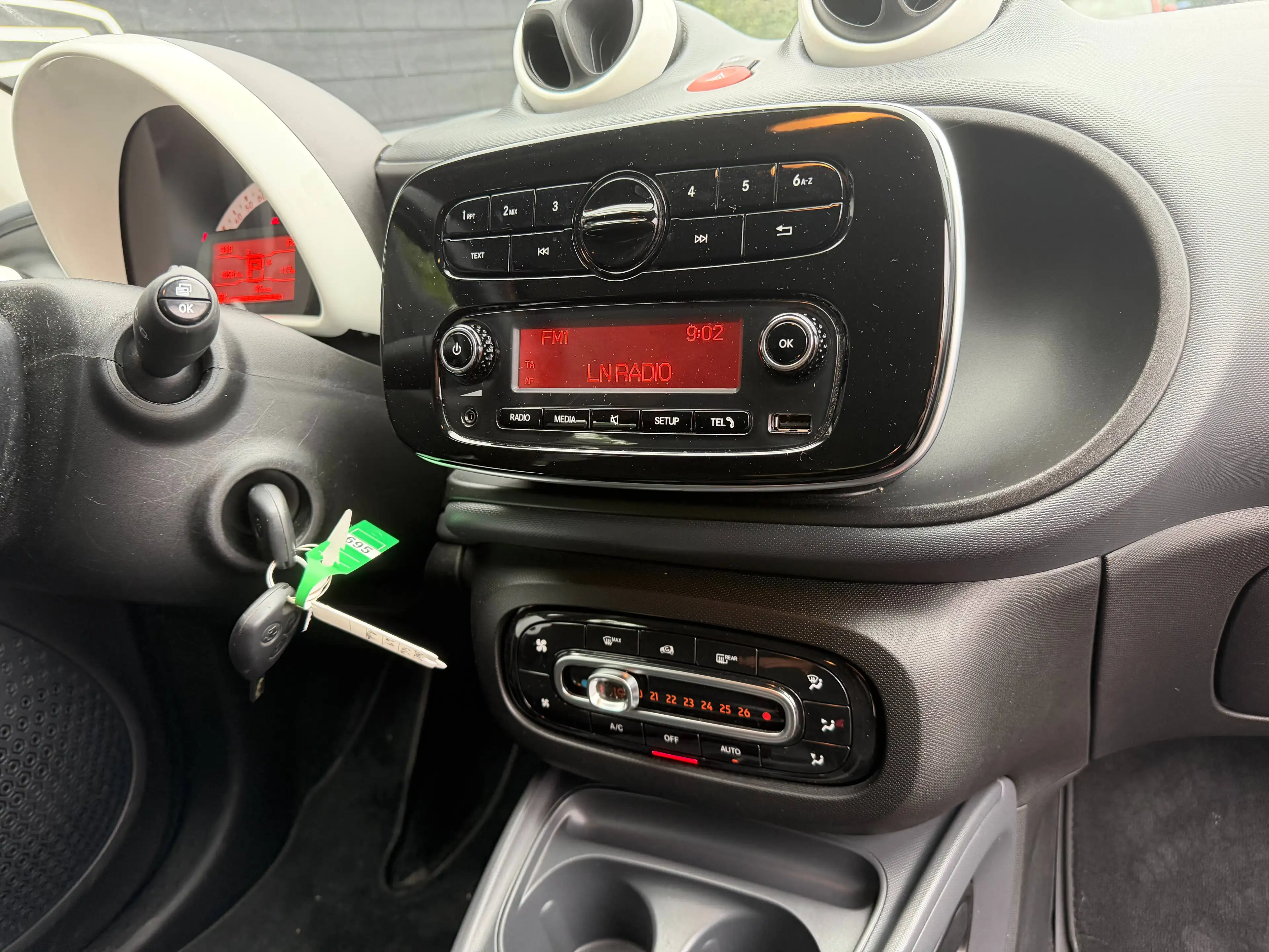 smart forFour 1.0i *** 18 581 KM *** BOITE AUTO+AIRCO+JANTES+EURO 6B — photo 12