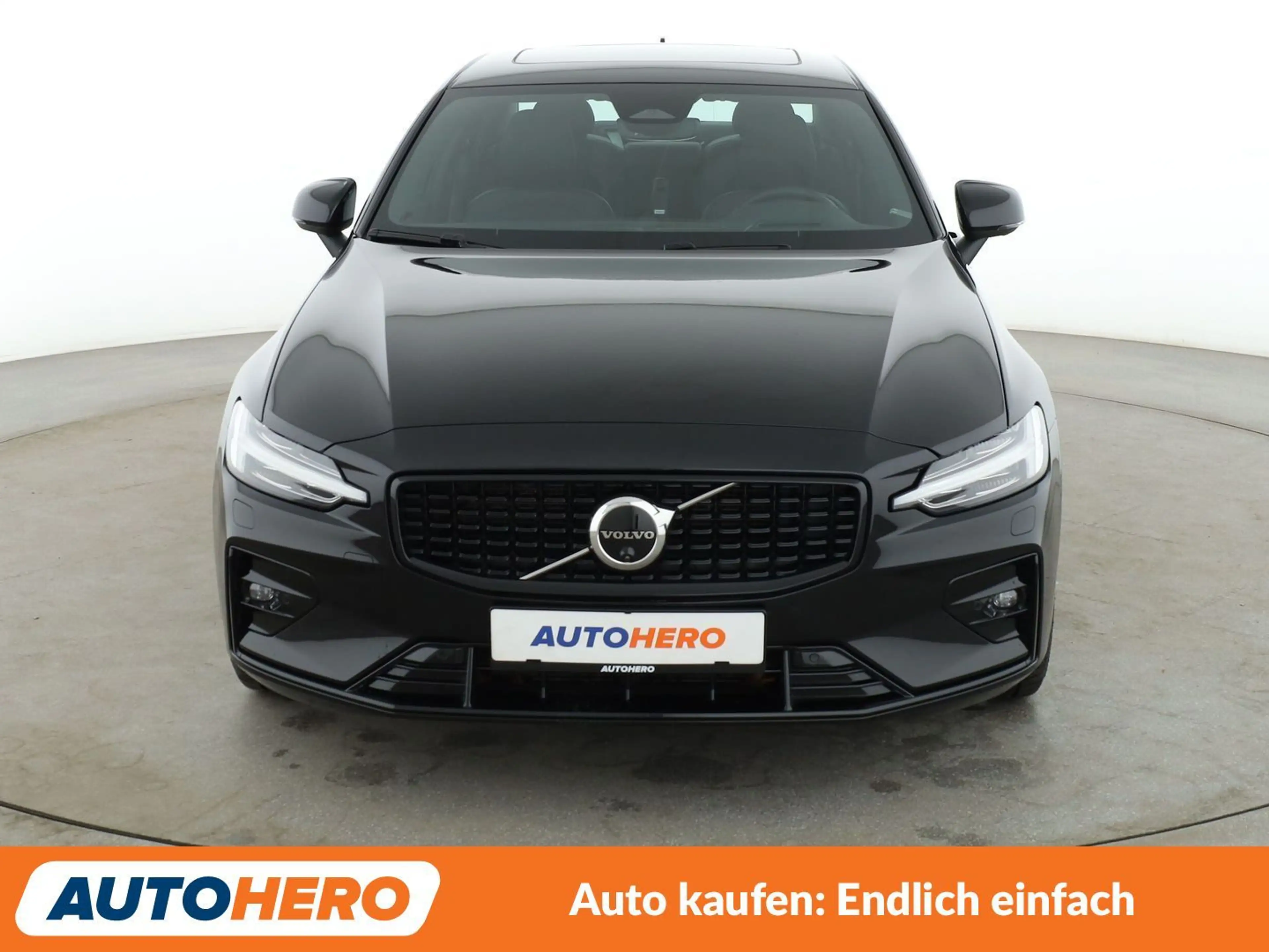 Volvo S60 2.0 B5 Mild-Hybrid Ultimate Dark AWD Aut*LED*TEMPO — photo 9