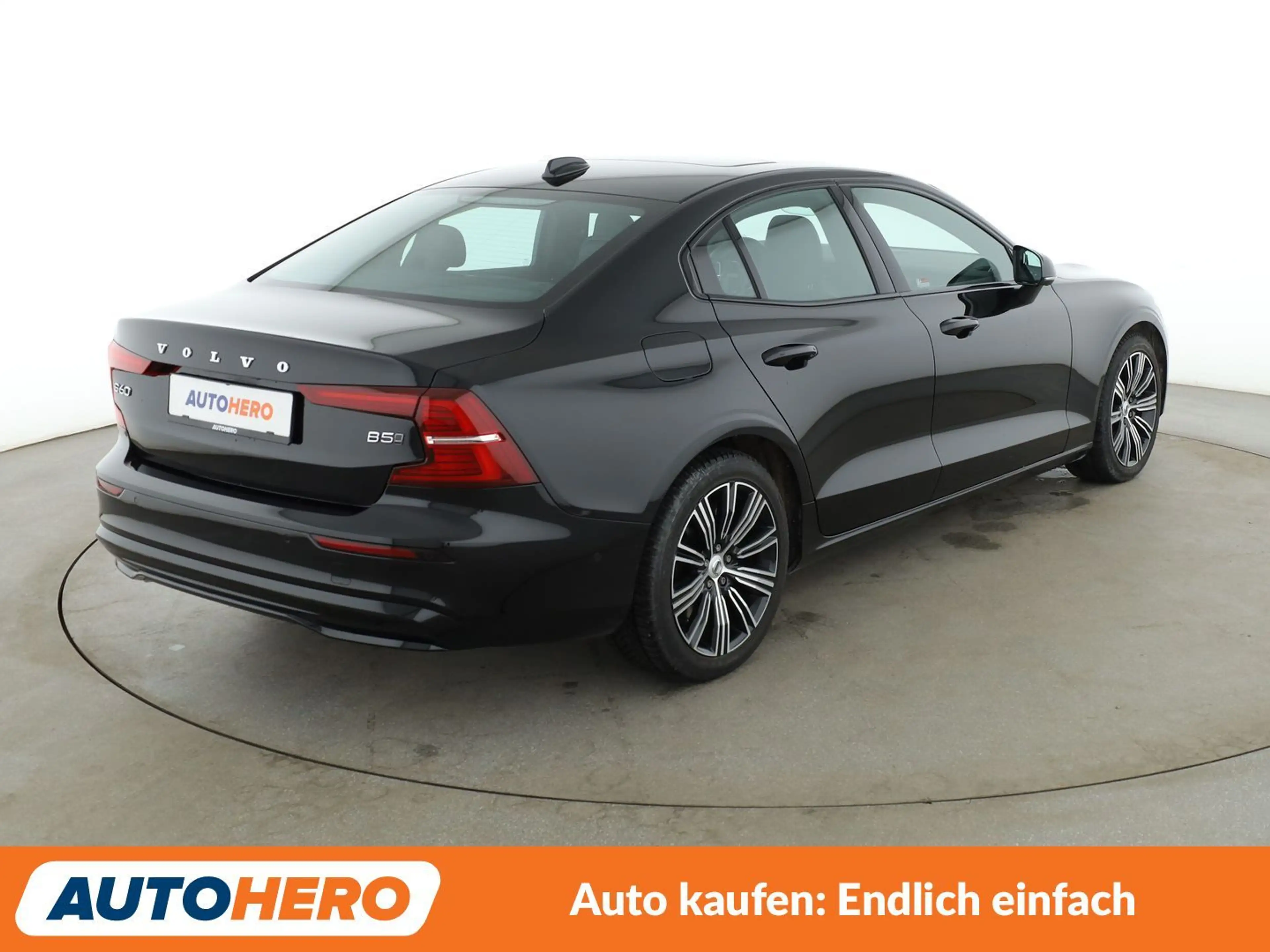 Volvo S60 2.0 B5 Mild-Hybrid Ultimate Dark AWD Aut*LED*TEMPO — photo 6