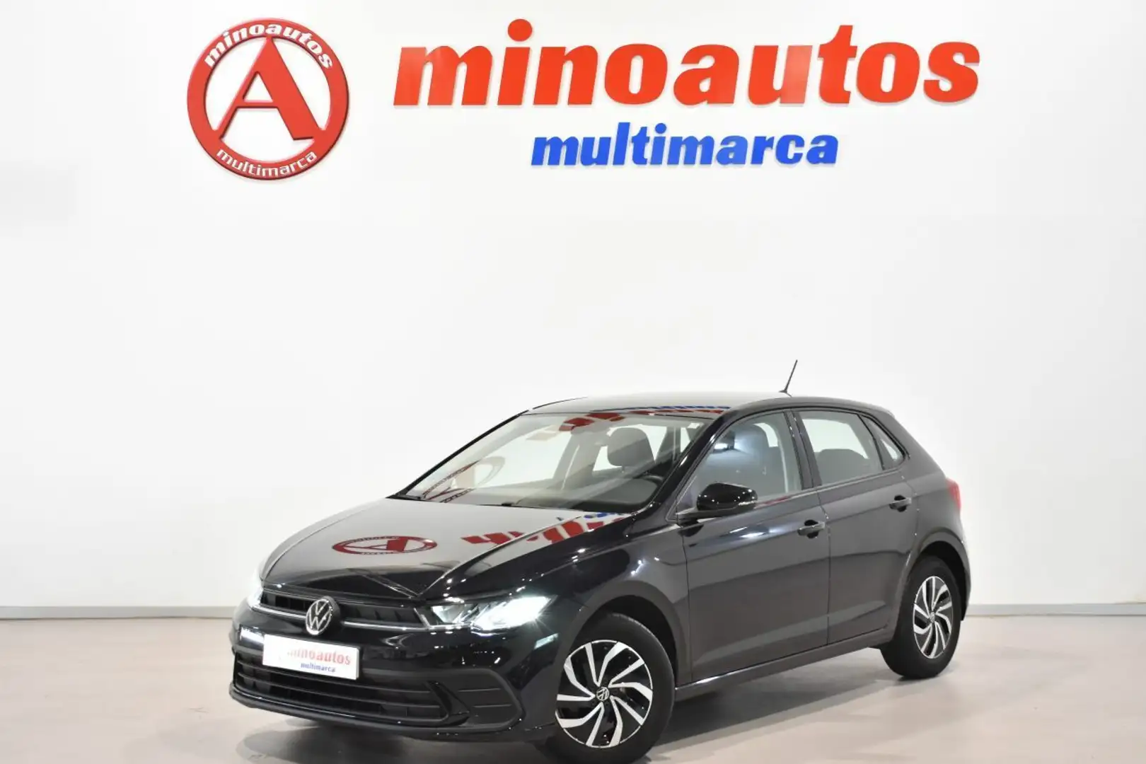 Volkswagen Polo 1.0 TSI Life 70kW Negro - 1
