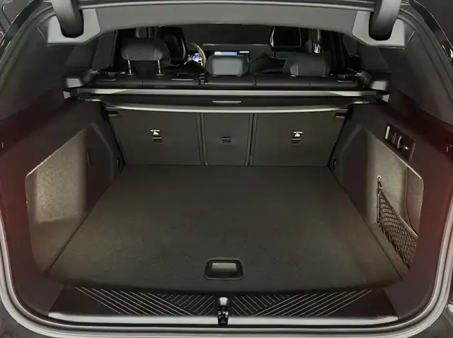 BMW X3 view 9