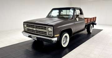 Flatbed Pickup