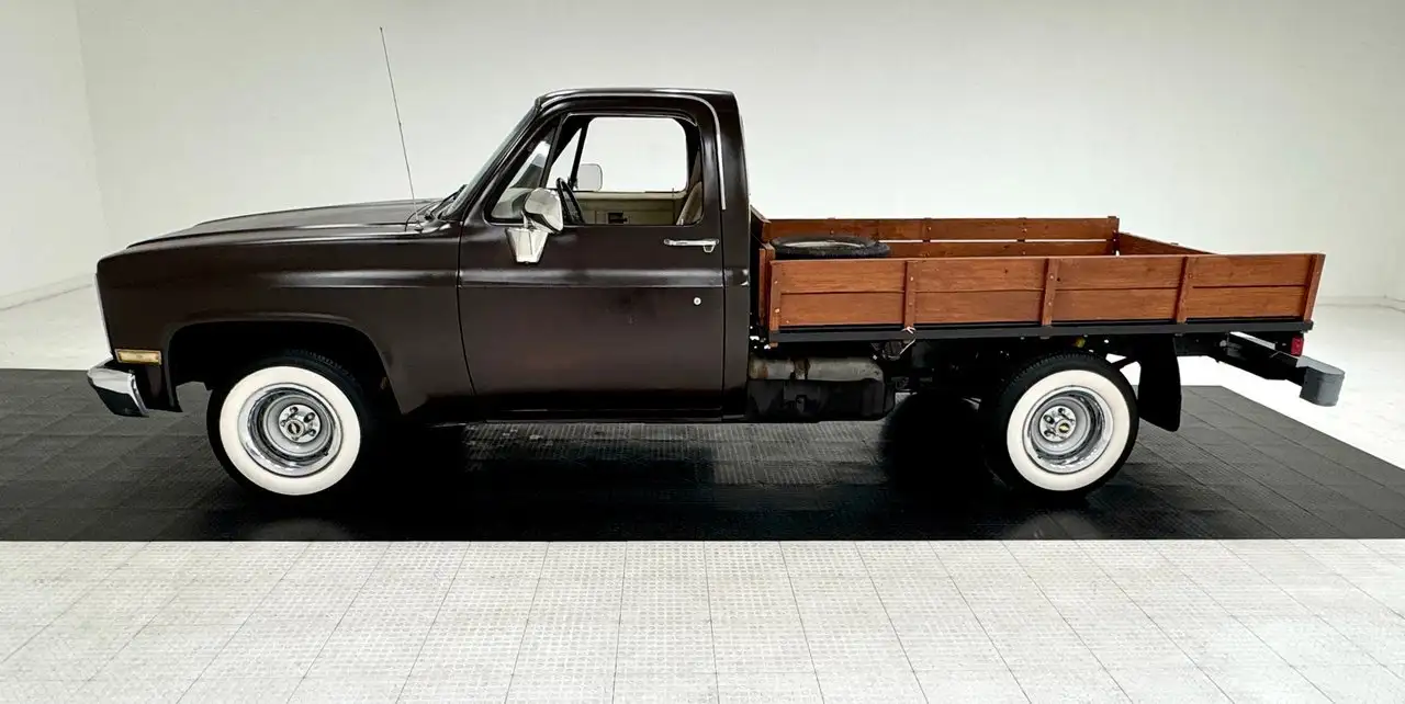 Chevrolet C10 Flatbed Pickup, foto 2