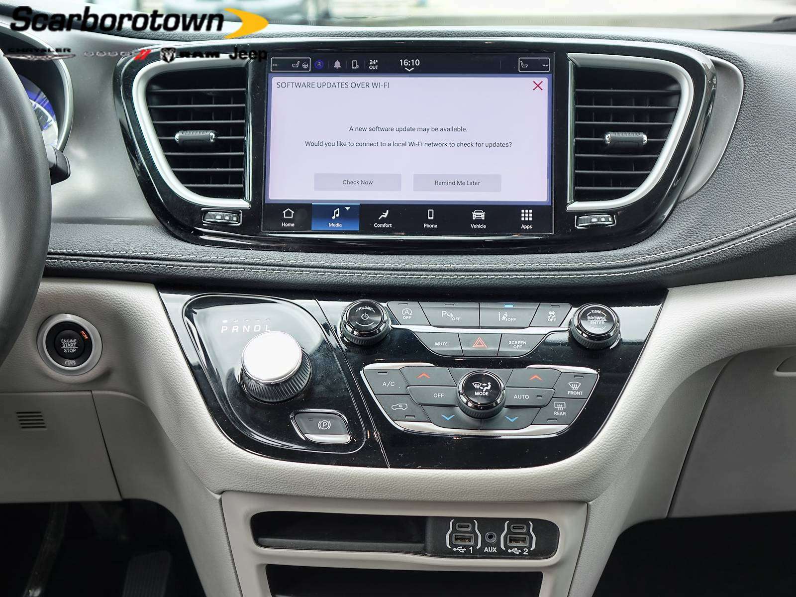 2023 Chrysler Pacifica