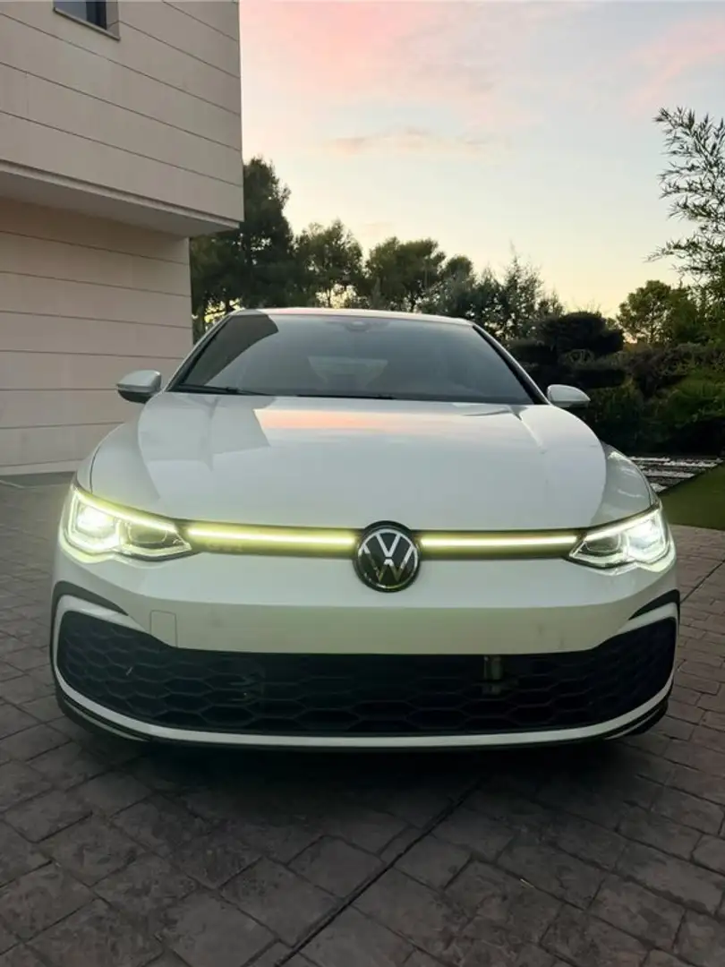 Volkswagen Golf GTI 2.0 TSI 180kW - 1