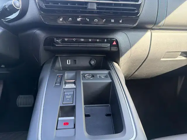 Citroen C5 Aircross view 12