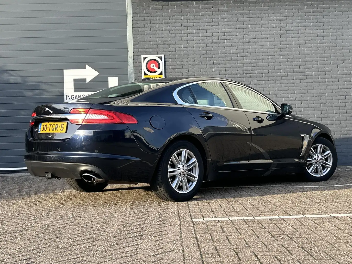 Jaguar XF 2.2D | Leder | Climate | Cruise | Navi | PDC | Sto Blauw - 2