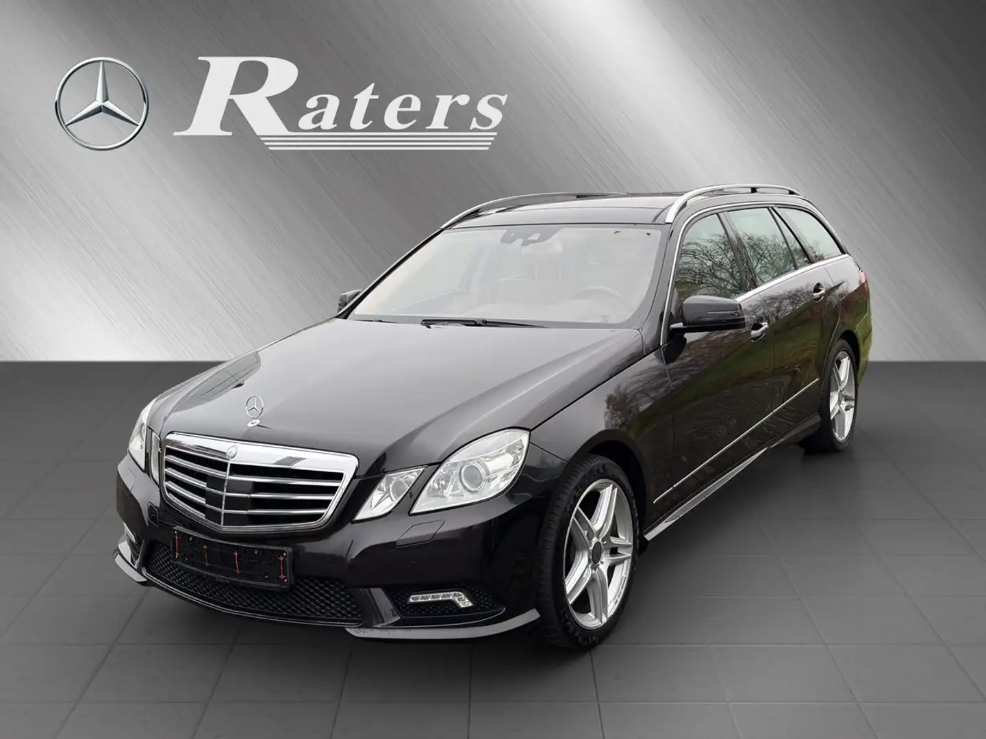 Mercedes-Benz E 500 E 500 T-Modell Elegance Schwarz - 1