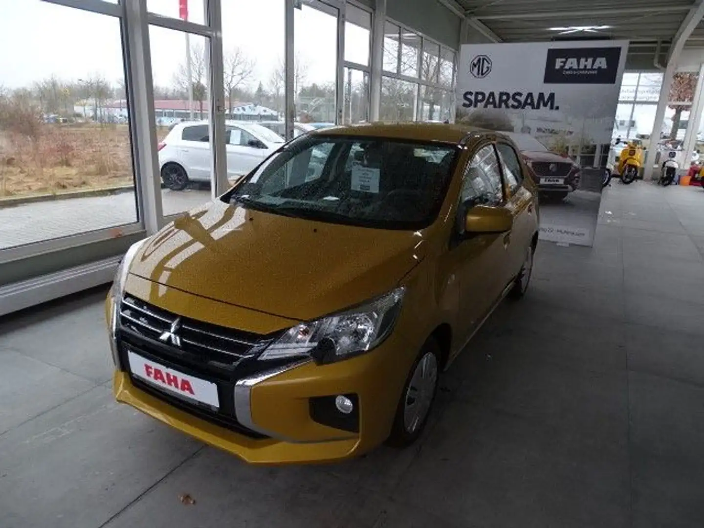 Mitsubishi Space Star Select Jaune - 1