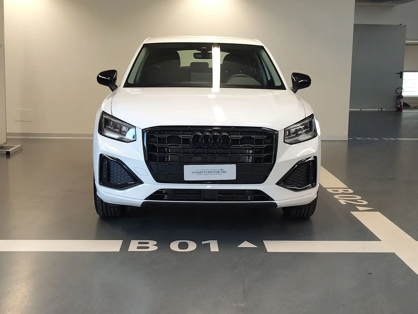 Audi Q2 35 TFSI S tronic Business Advanced Bianco - 2
