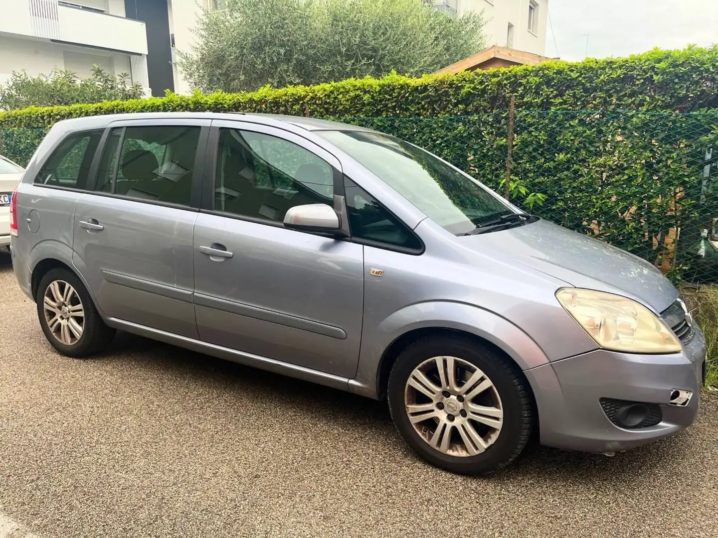 Opel Zafira 1.7 cdti Edition (enjoy) 125cv fap - 1