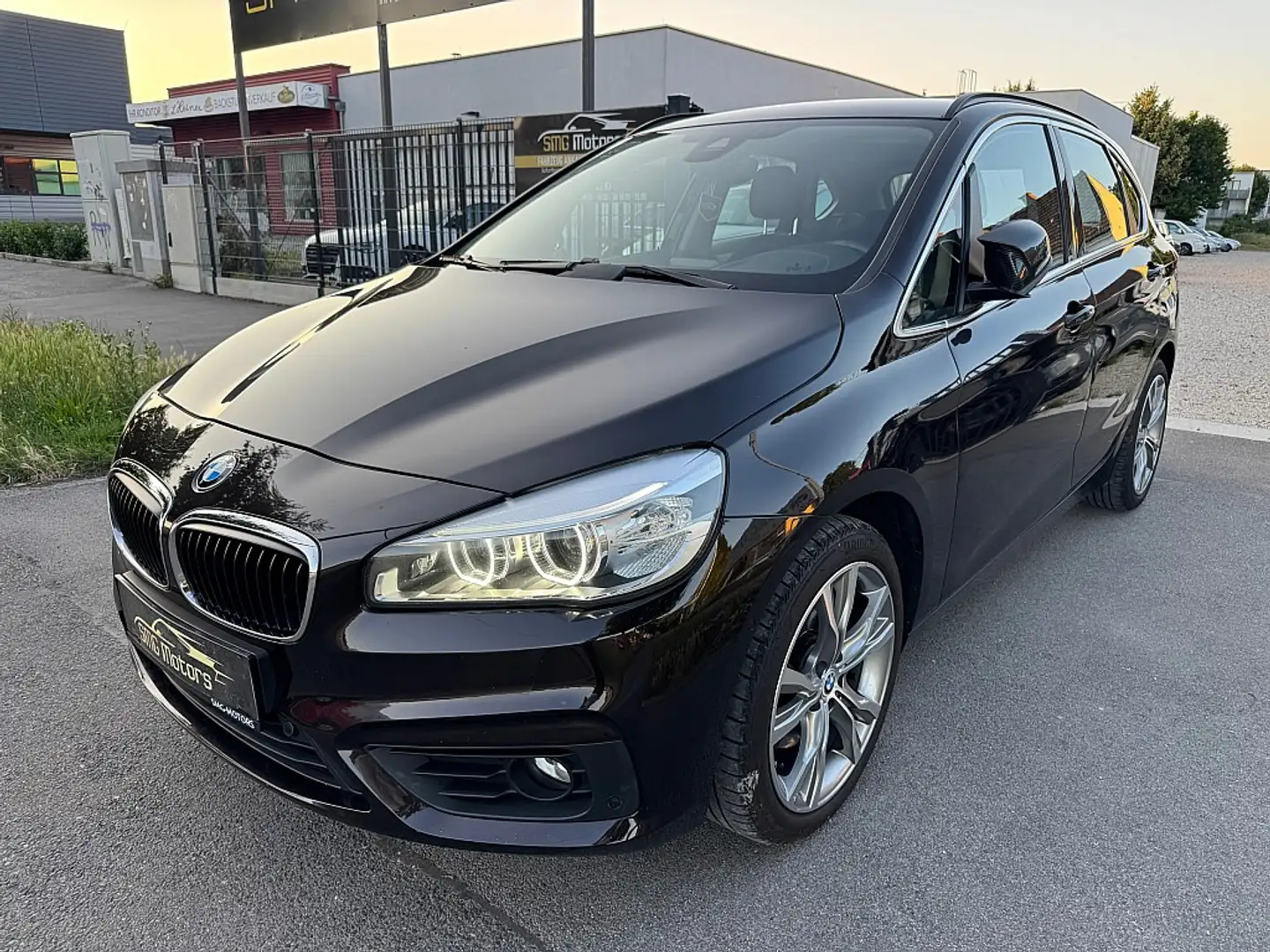 BMW 218 i Active Tourer Advantage Aut. Noir - 2