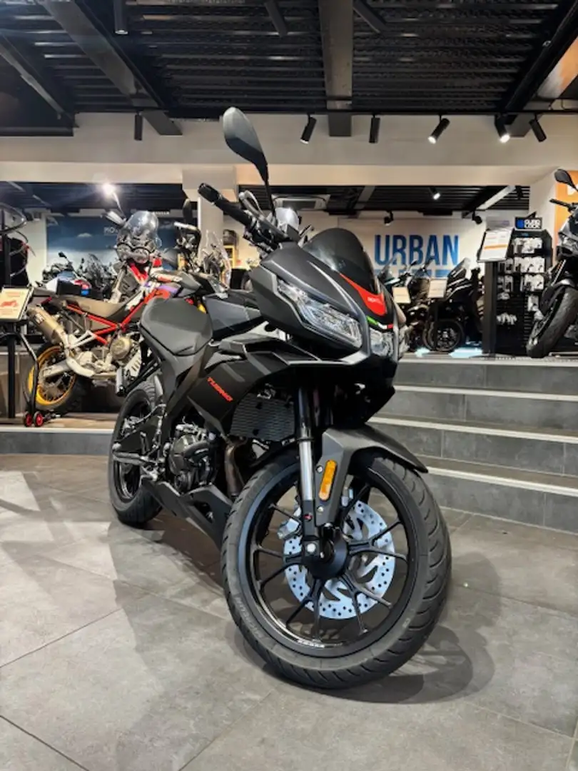Aprilia Tuono Noir - 2
