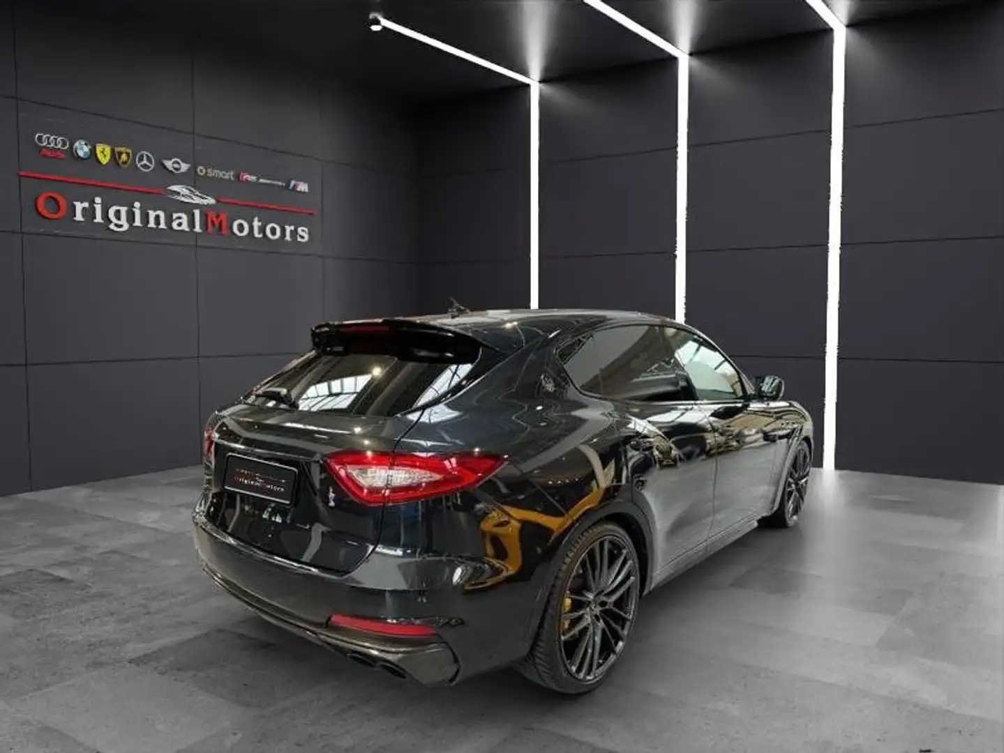 Maserati Levante 3.8 V8 Trofeo 580cv auto/FULL OPTIONAL/TETTO PANO Nero - 1