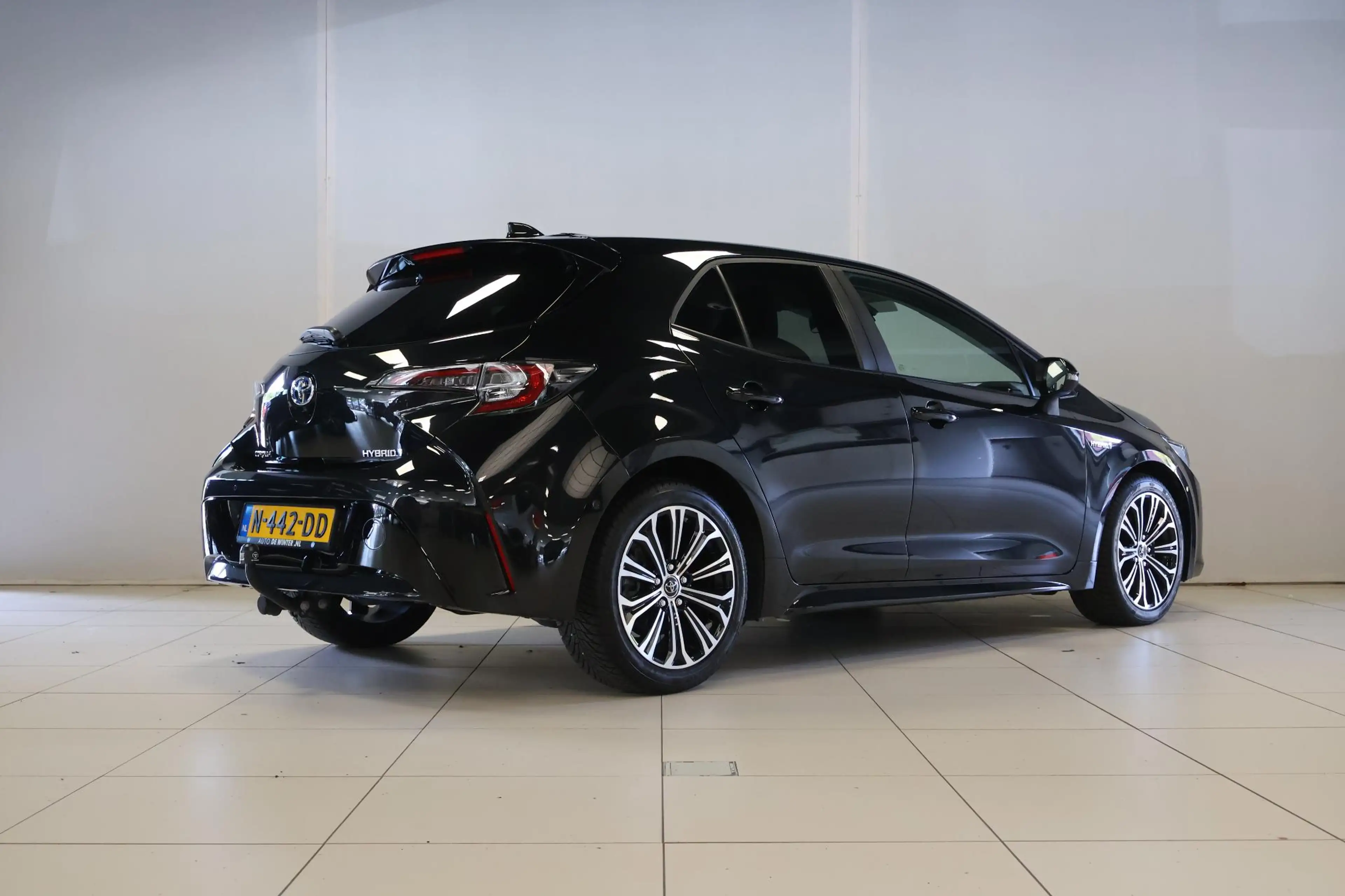 Toyota Corolla 1.8 Hybrid Style — photo 7