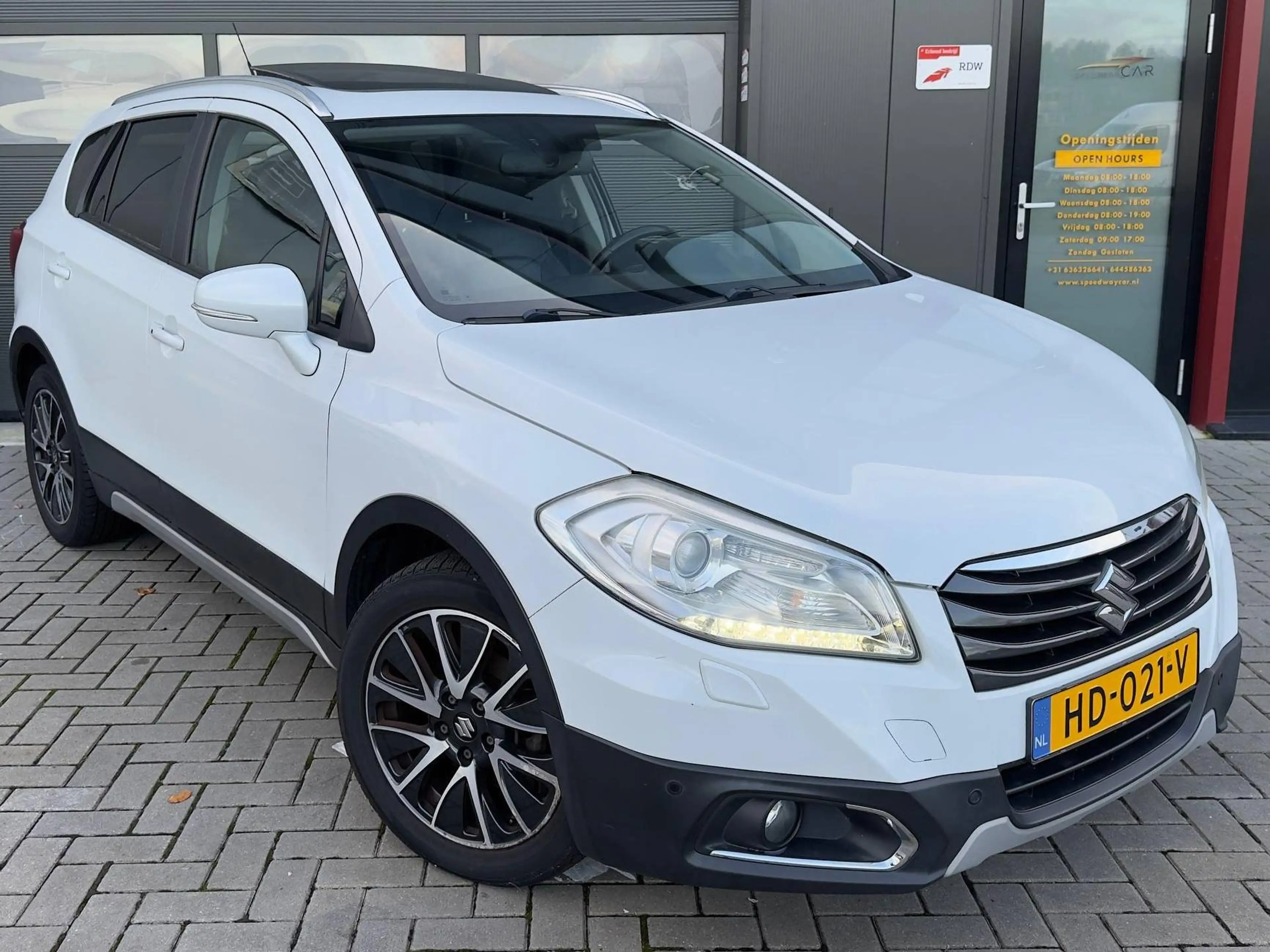 Suzuki SX4 1.6 High Executive — photo 5