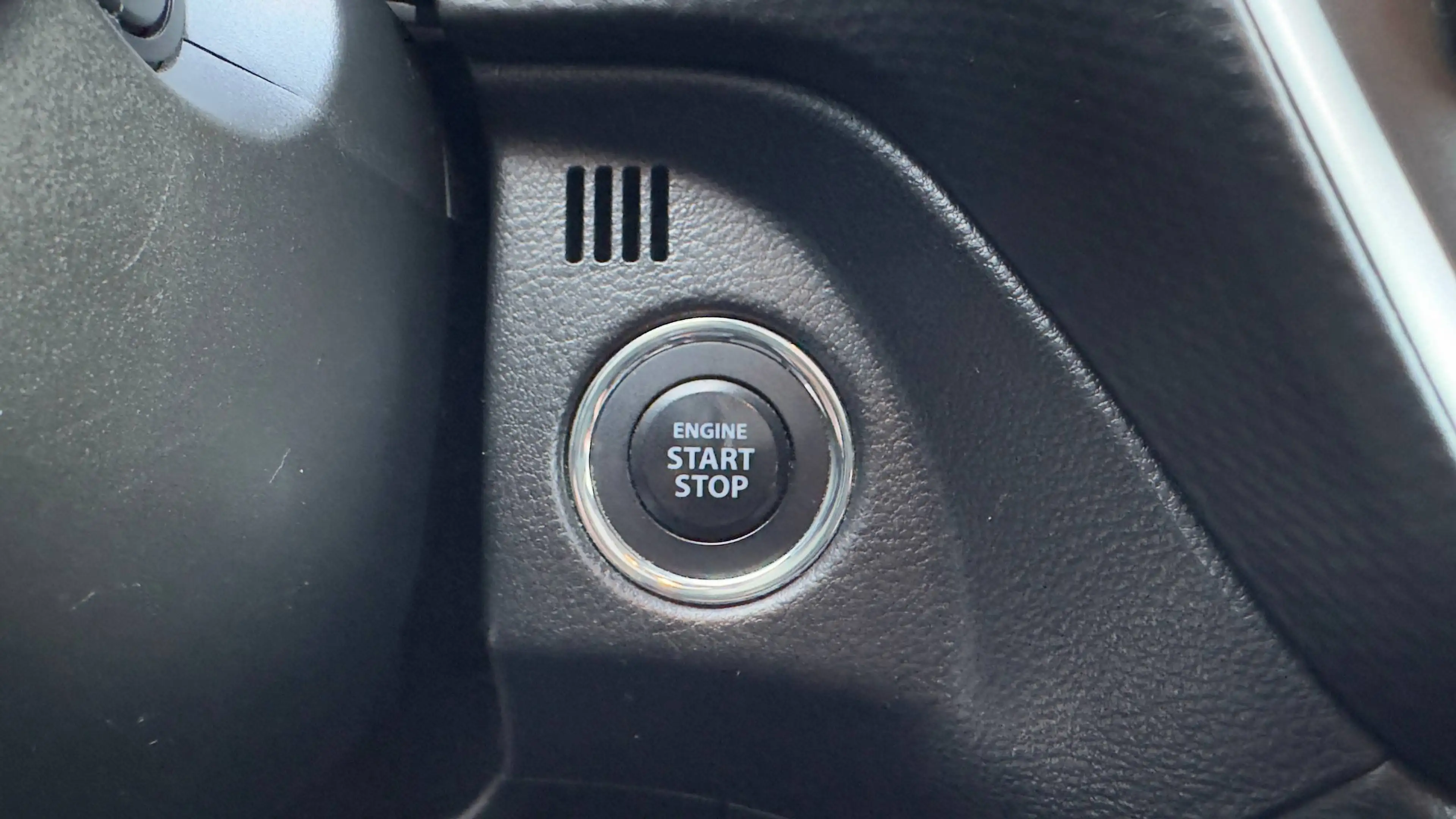 Suzuki SX4 1.6 High Executive — photo 15