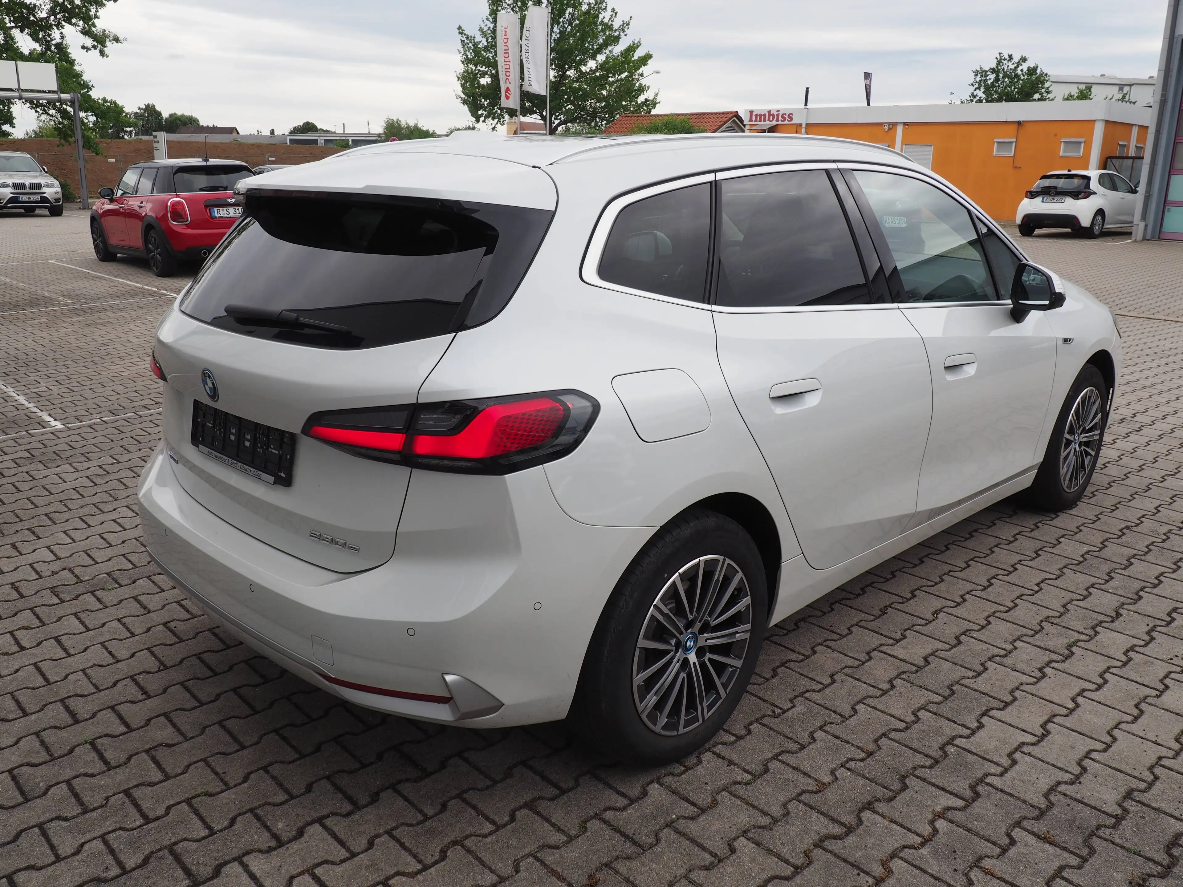 BMW 230 e xDrive Active Tourer Aut. Luxury Line*HarmanKardon*AHKschwenk*Panorama*Massage*360°* — photo 7