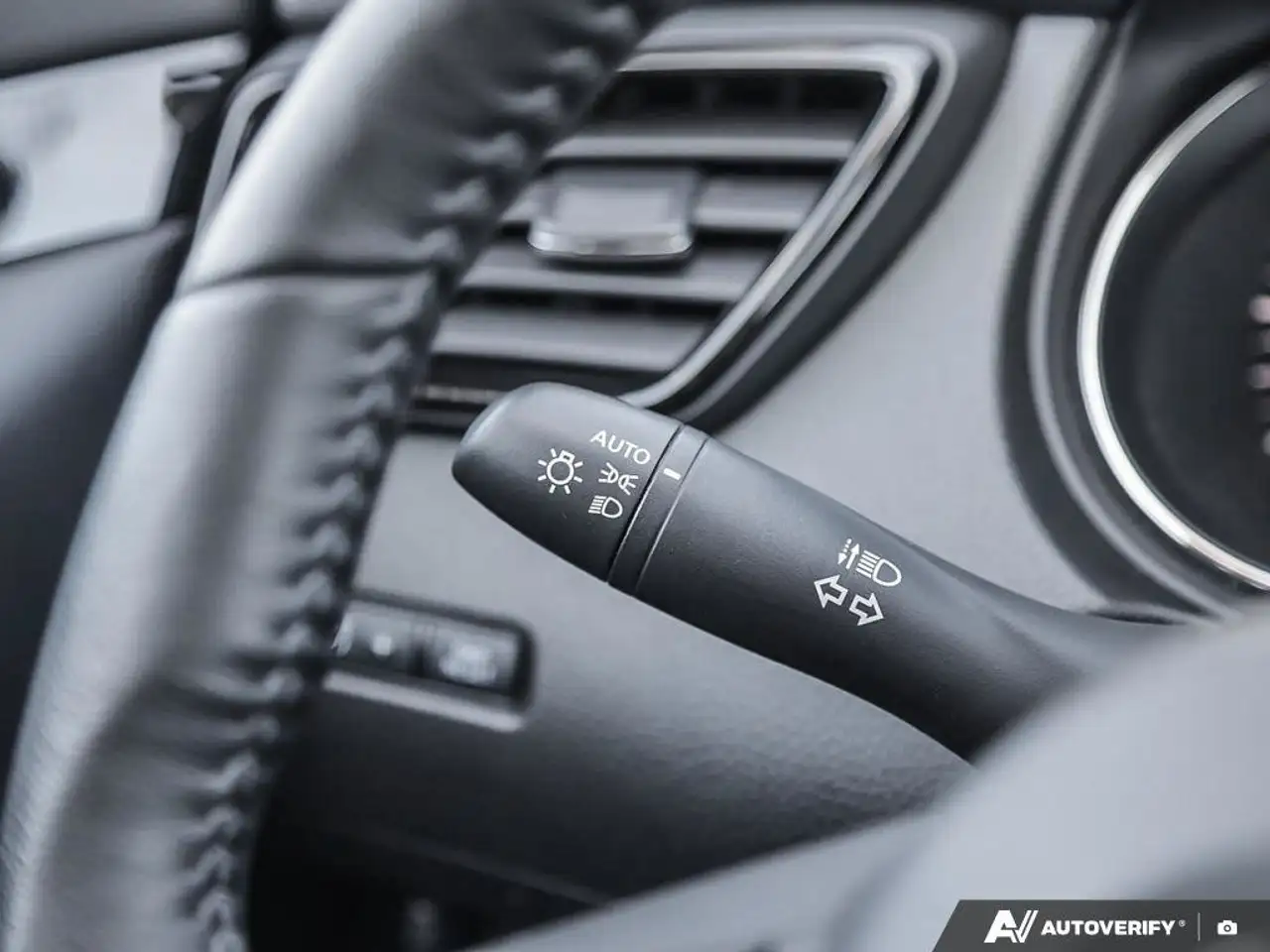 Nissan Qashqai снимка Nissan Qashqai