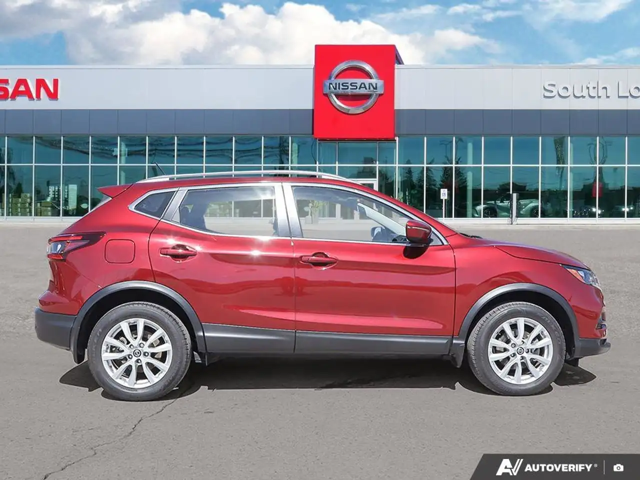 Nissan Qashqai снимка Nissan Qashqai