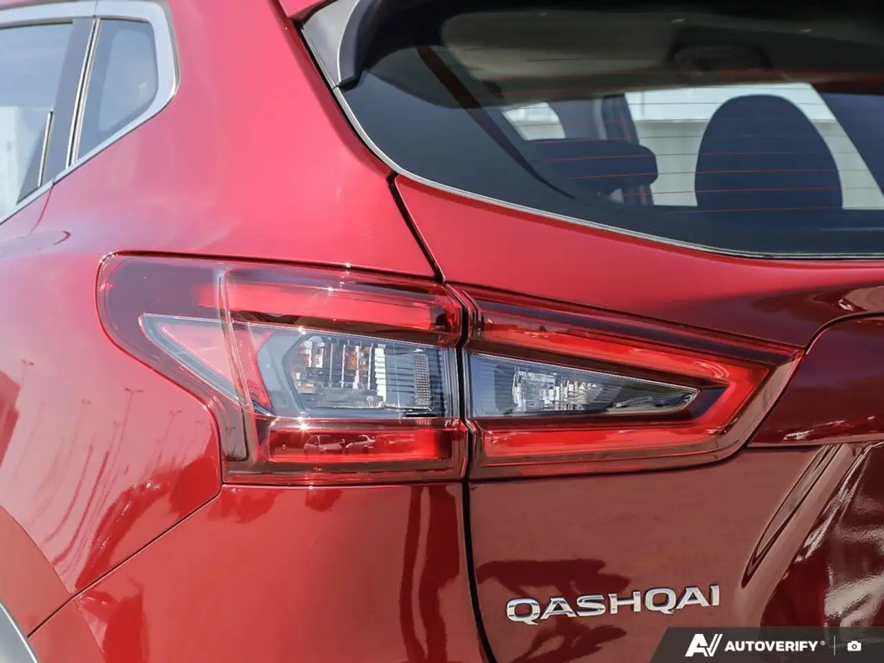 Nissan Qashqai снимка Nissan Qashqai