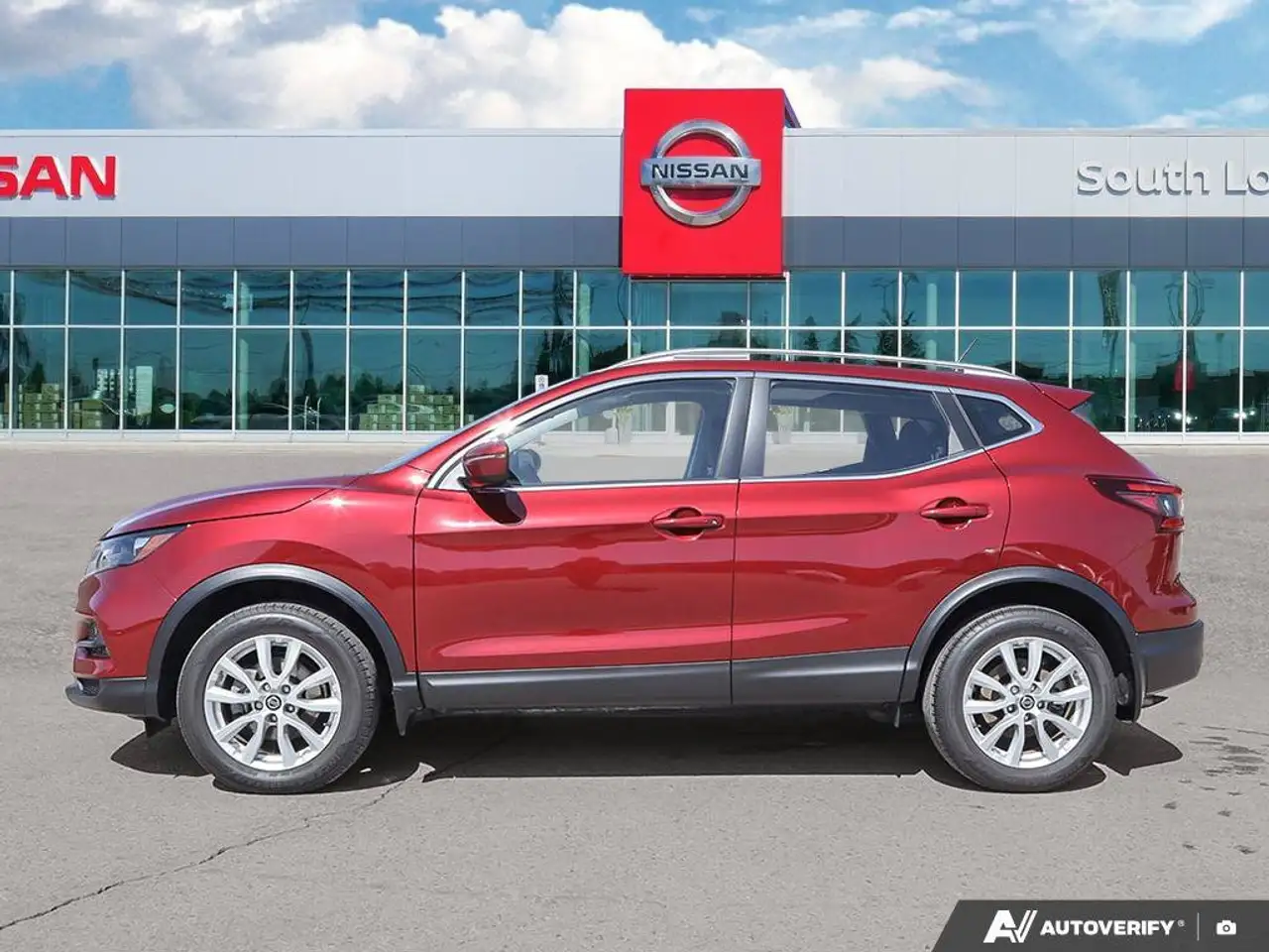 Nissan Qashqai снимка Nissan Qashqai