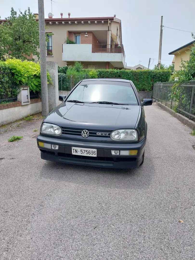 Volkswagen Golf GTI 3p 2.0 cat. - 2