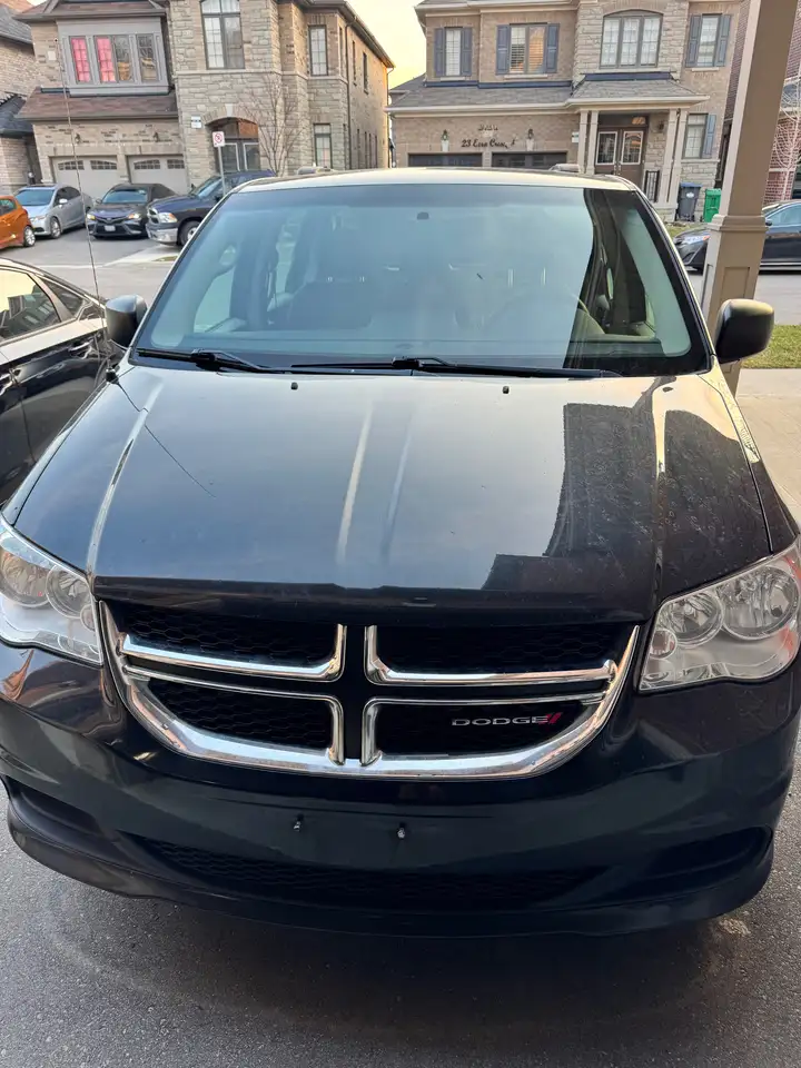 Dodge Caravan photo Dodge Caravan