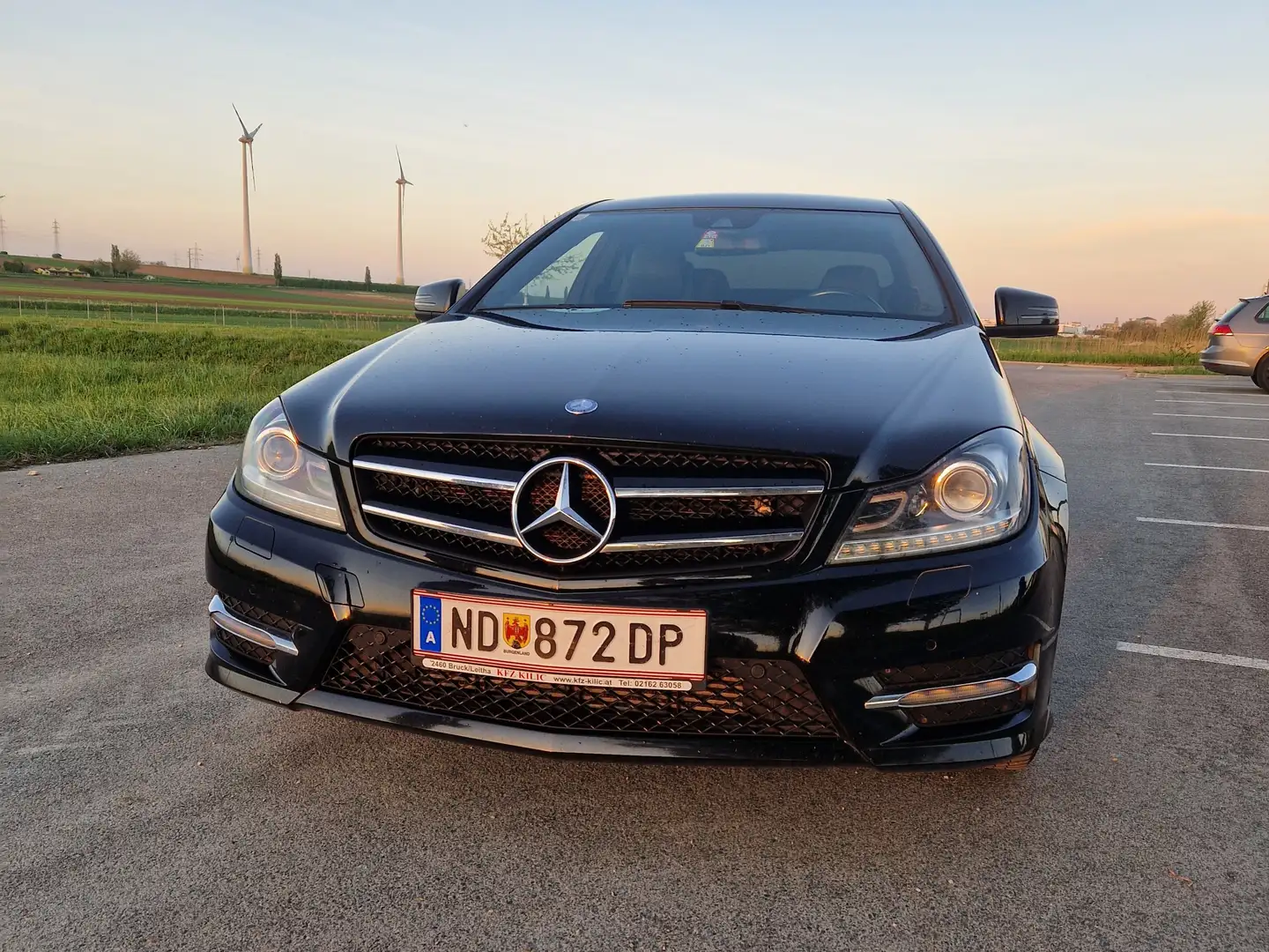 Mercedes-Benz C 220 C 220 CDI BlueEfficiency Coupe Edition Edition Schwarz - 1
