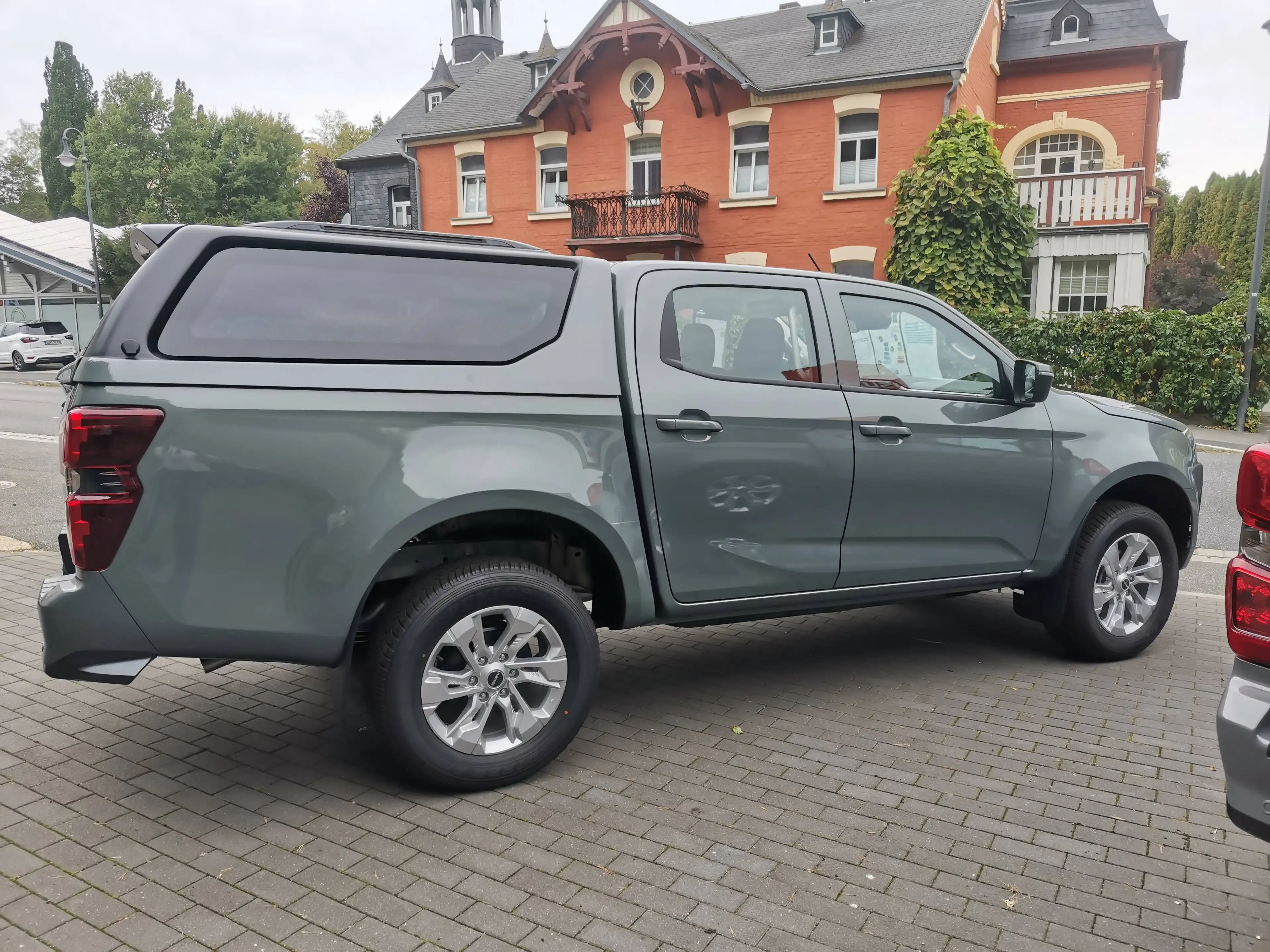 Isuzu D-Max D-Max Double Cab 4WD Autm. LS 2.2 — photo 2