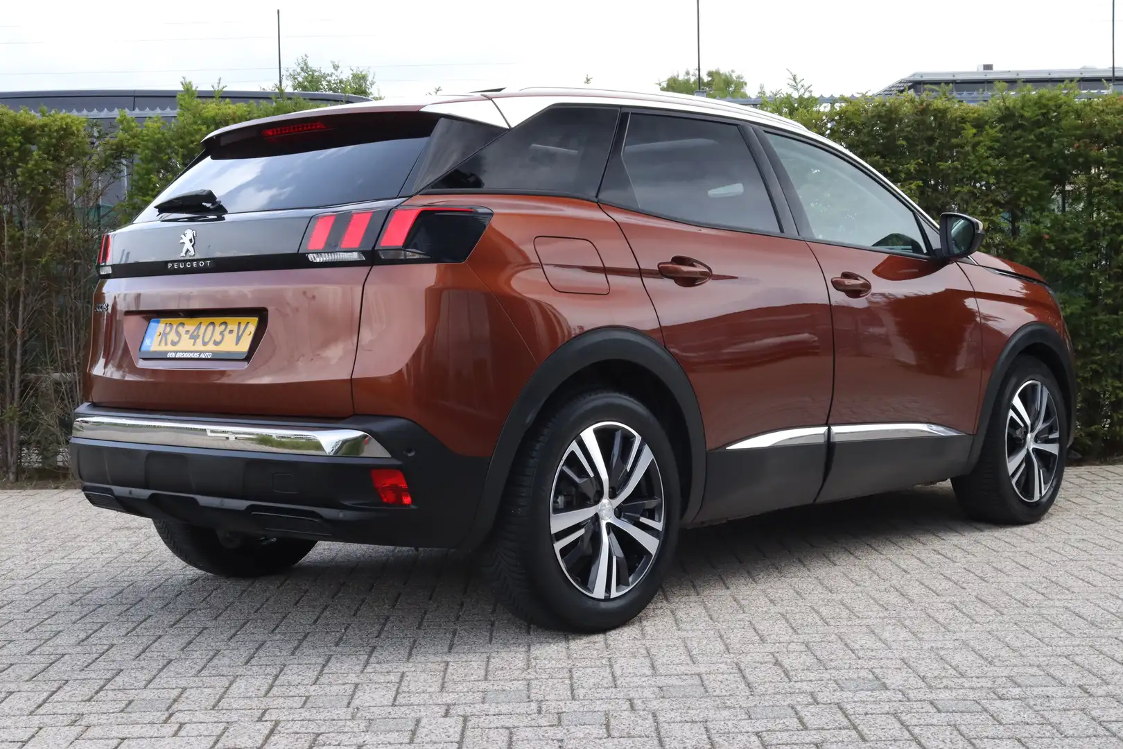 Peugeot 3008 1.2 Turbo Allure | Cruise Control | Trekhaak | Pan Bruin - 2