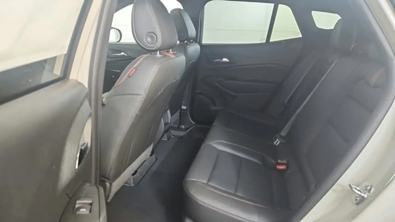 Chevrolet Trax снимка Chevrolet Trax