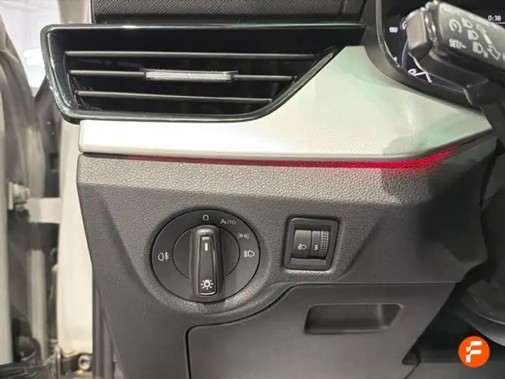 Škoda Kamiq 1.0 TSI Style 2021, foto 28