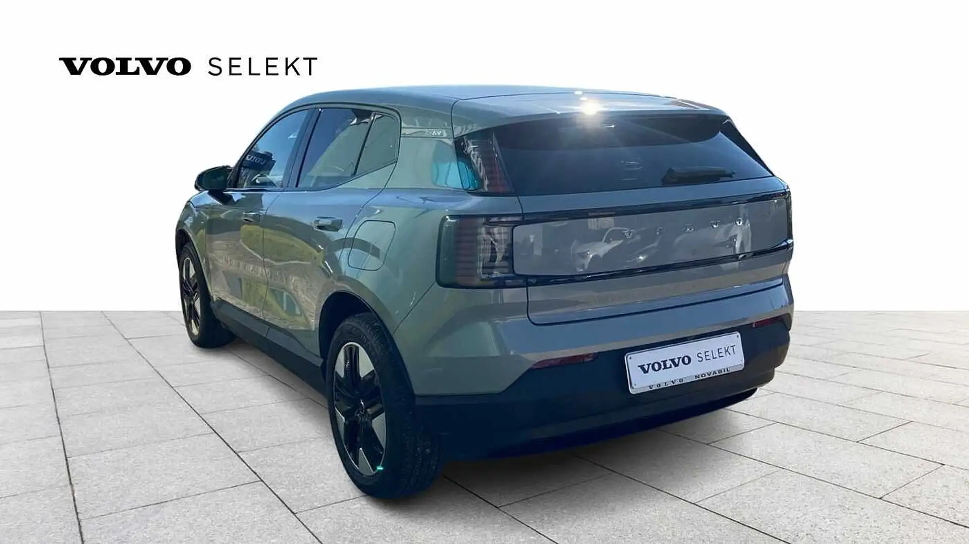 Volvo EX30 Core, Single Motor Extended Range, Elektrisch Grijs - 2