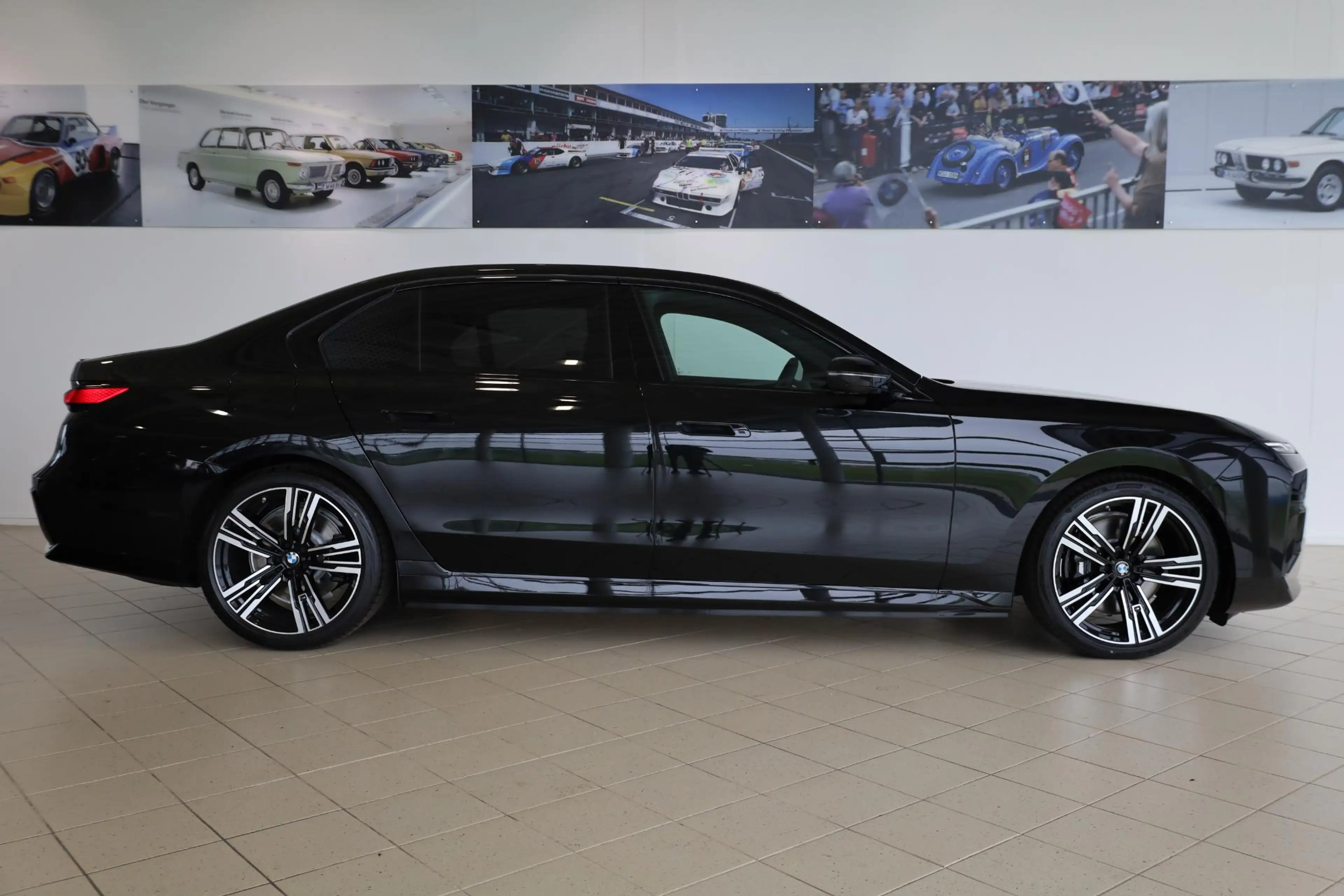 BMW i7 xDrive60 | M Sportpakket Pro | Massagestoelen | Sk — photo 3