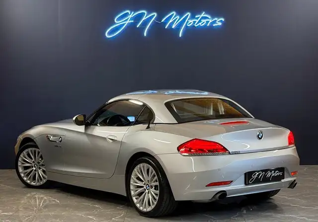 BMW Z4 view 4