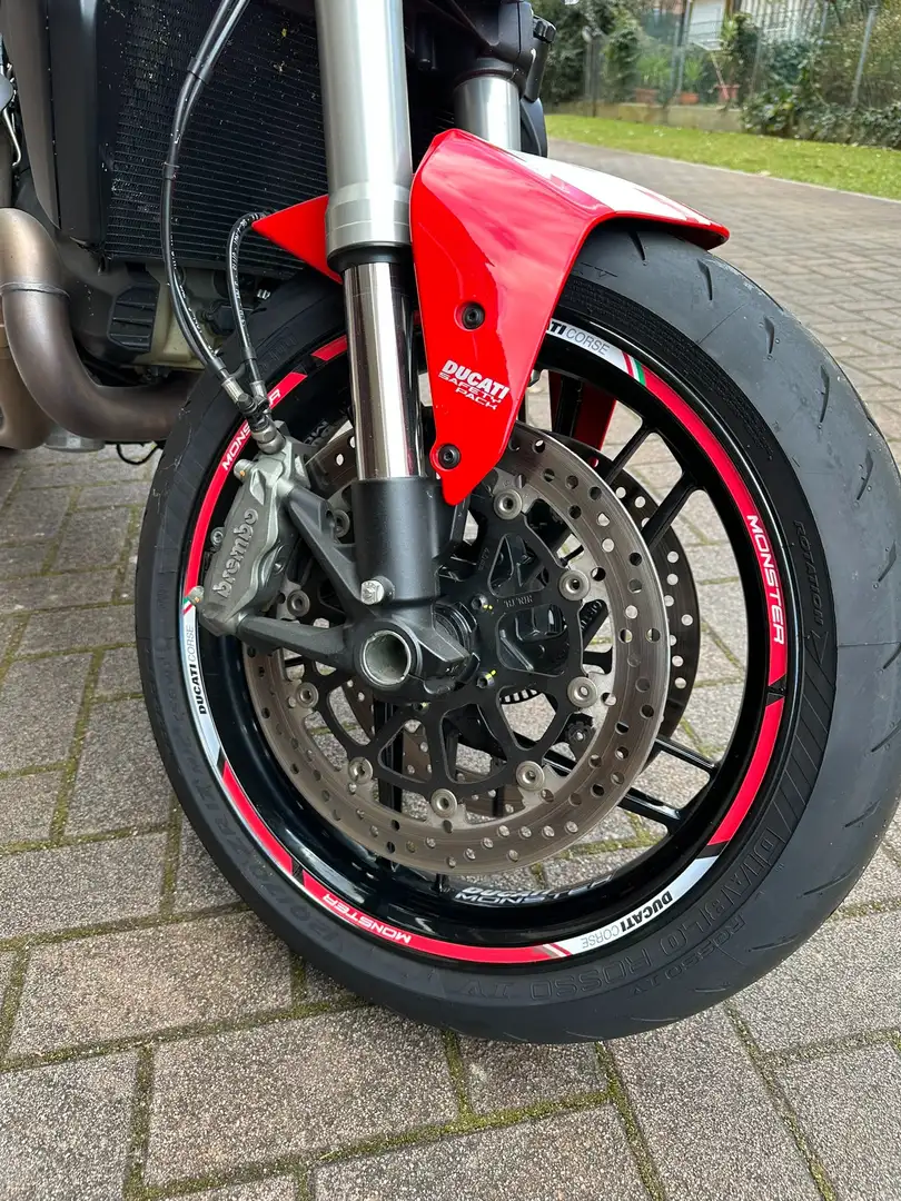 Ducati Monster 821 Roşu - 2