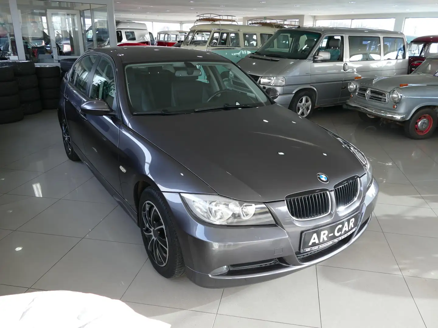 BMW 320 320i Limousine Klima Einparkhilfe hi HU/AU 06/2025 Grau - 2