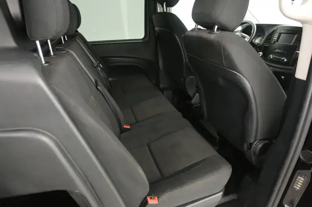 Mercedes-Benz Vito view 6