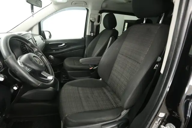 Mercedes-Benz Vito view 10