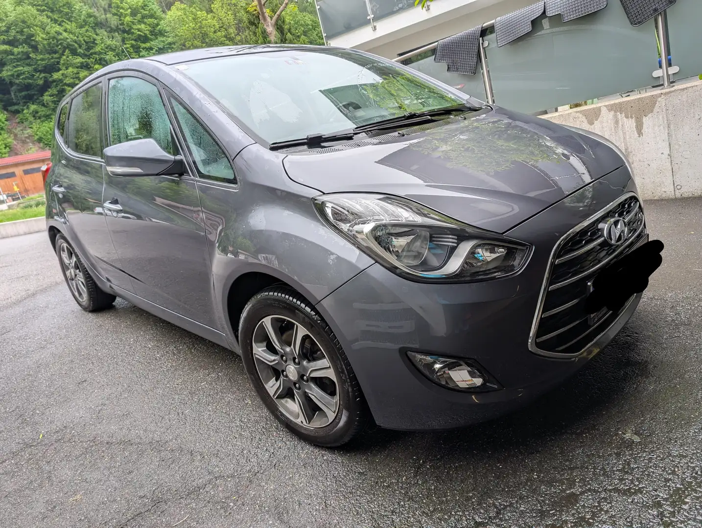 Hyundai iX20 iX20 1,4 CRDi Start/Stopp Edition 25 Edition 25 Šedá - 1
