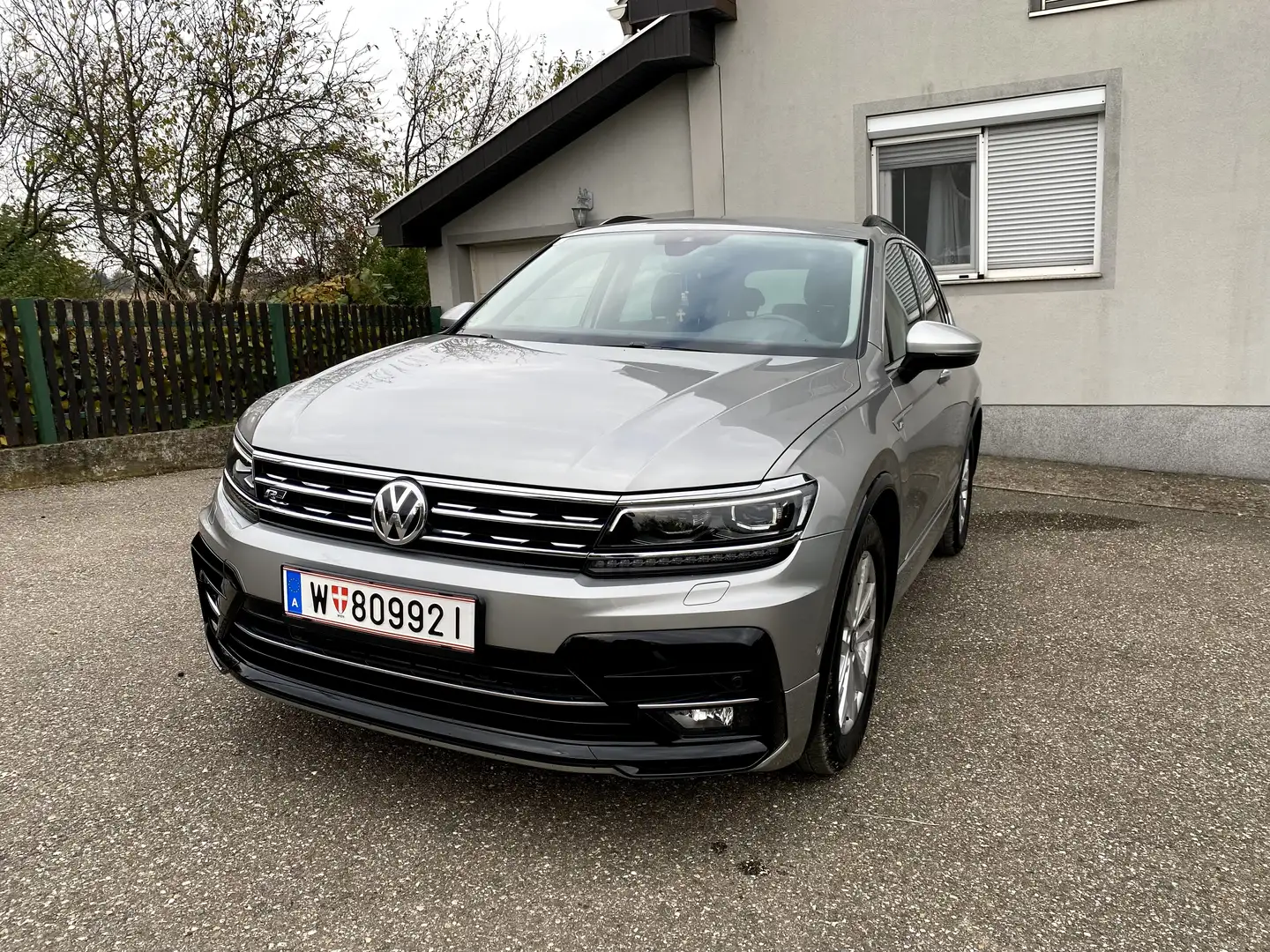 Volkswagen Tiguan 2.0 TDI Rline - 2