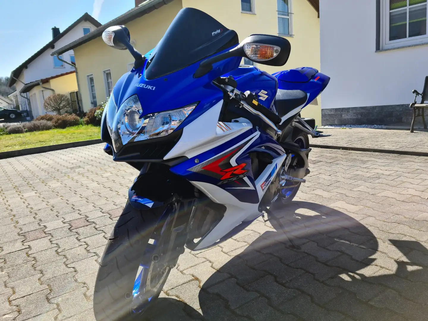 Suzuki GSX-R 750 Suzuki GSX-R – Top gepflegt, unfallfrei plava - 2